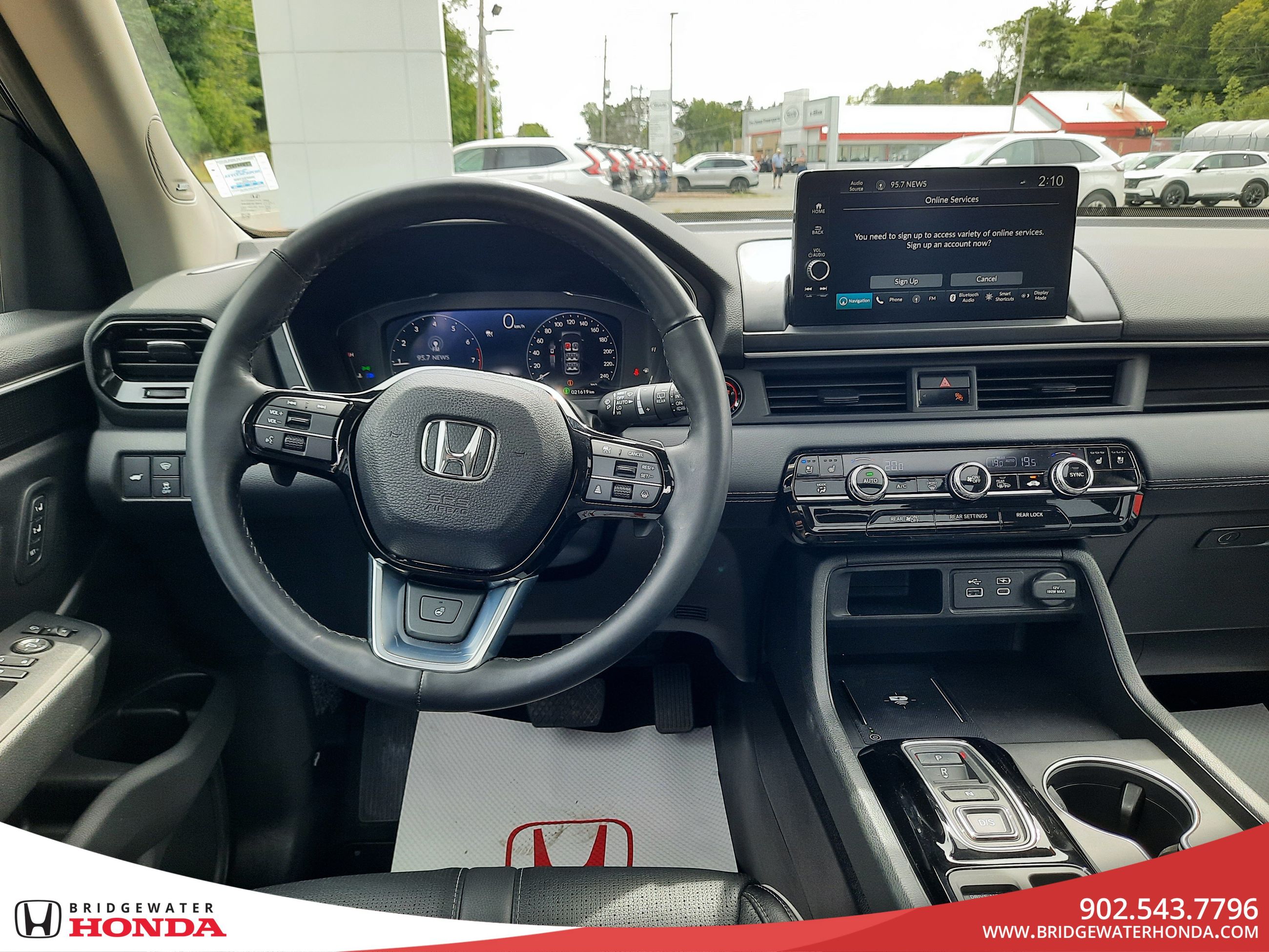 2025 Honda Pilot Touring-31