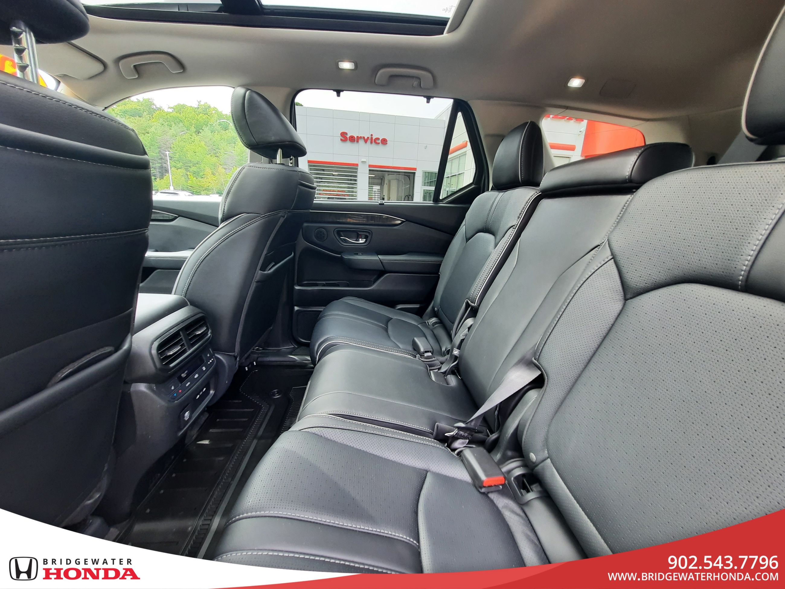 2025 Honda Pilot Touring-28