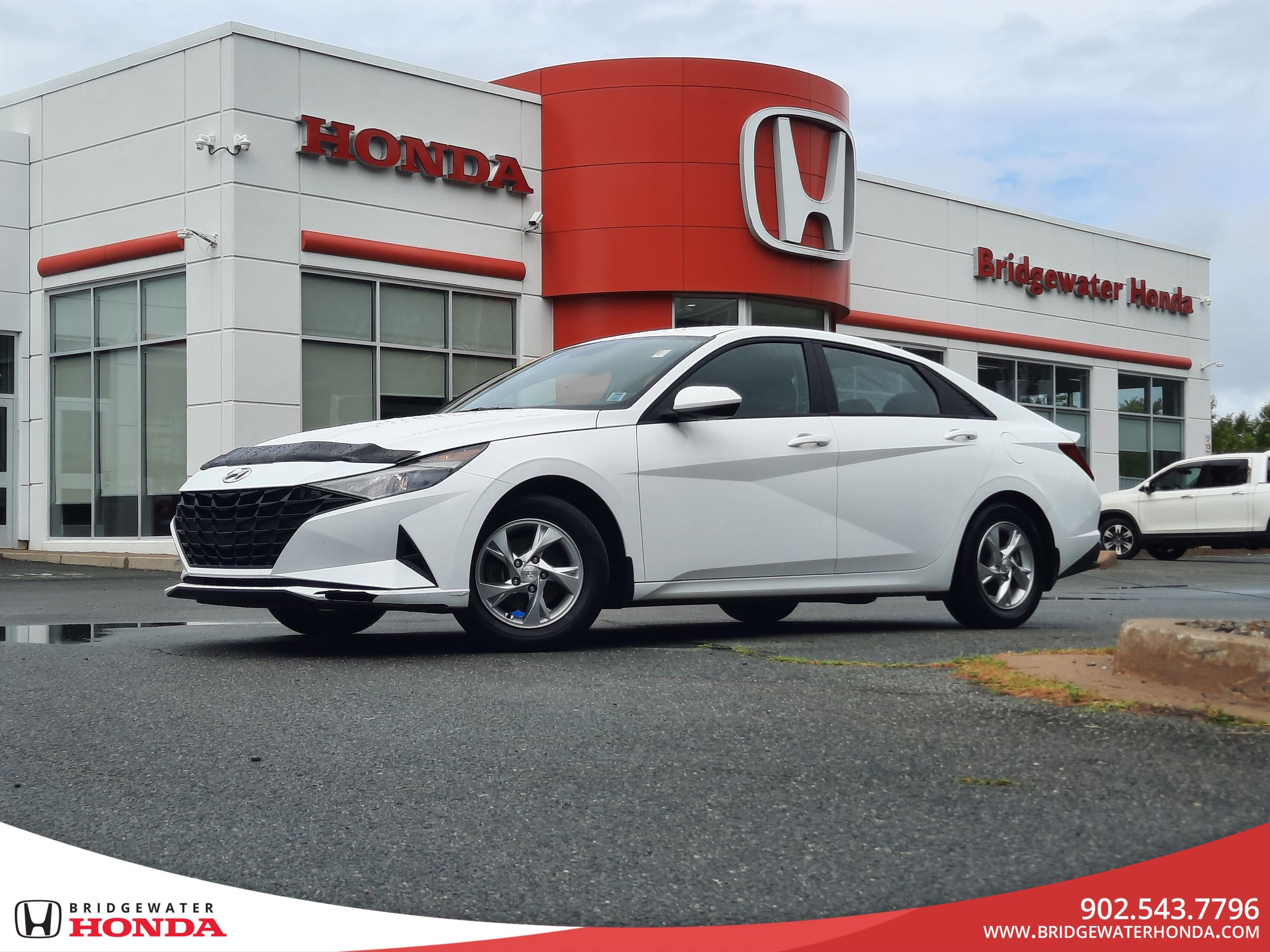 2023 Hyundai Elantra Essential-0