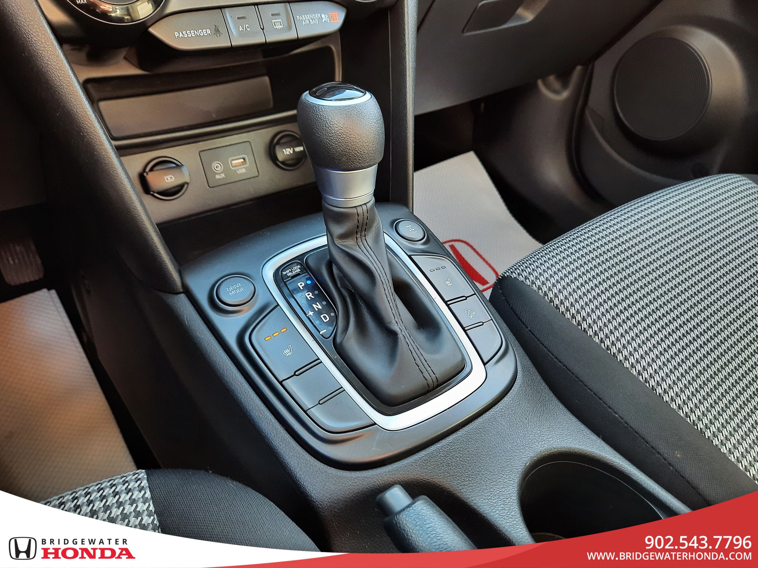 2020 Hyundai Kona Essential-14