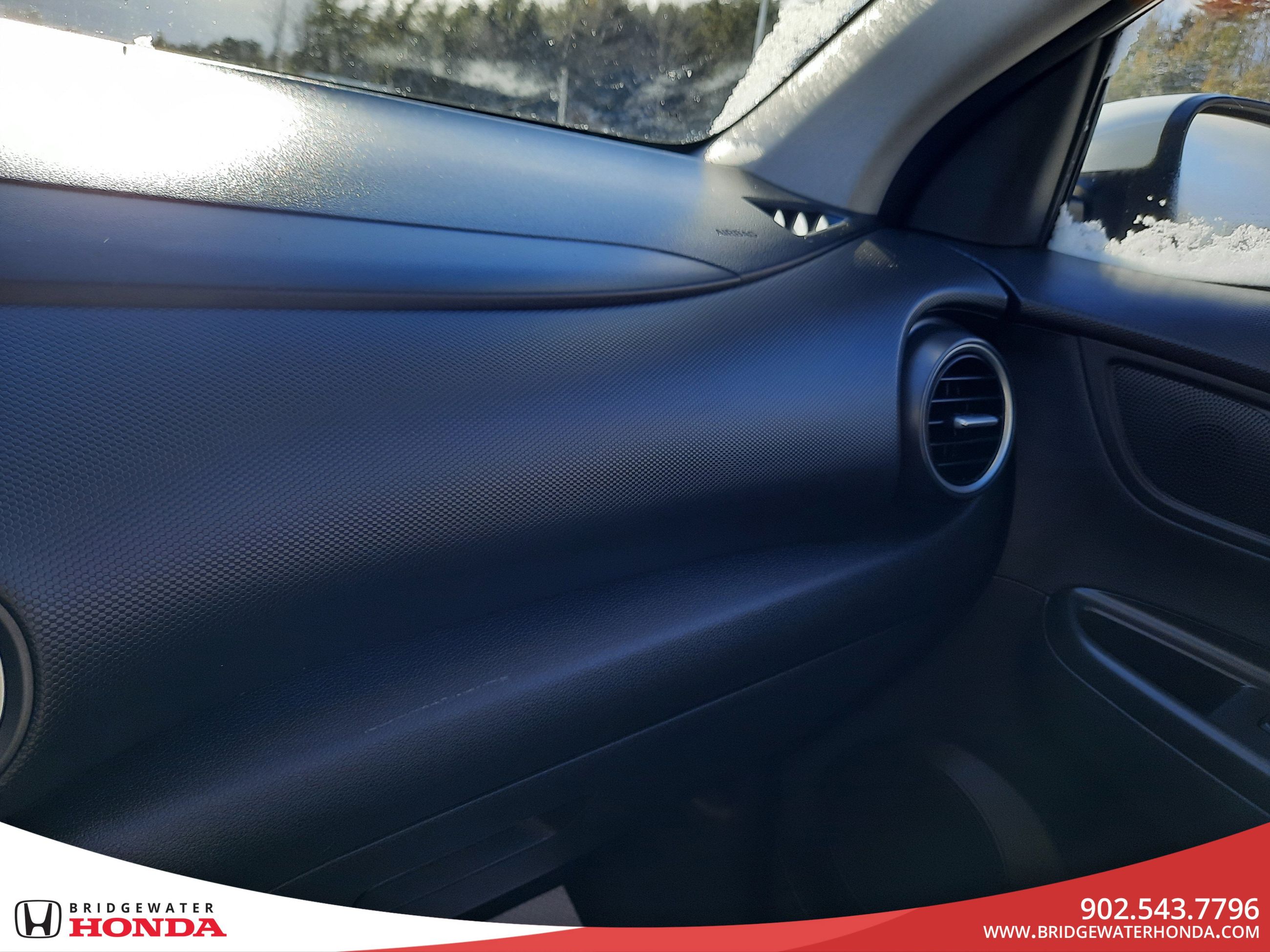 2020 Hyundai Kona Essential-16