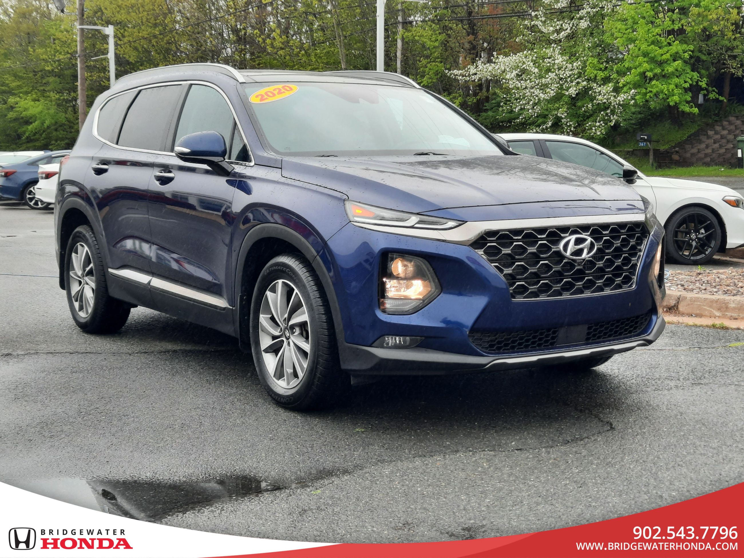 2020 Hyundai Santa Fe Luxury-2