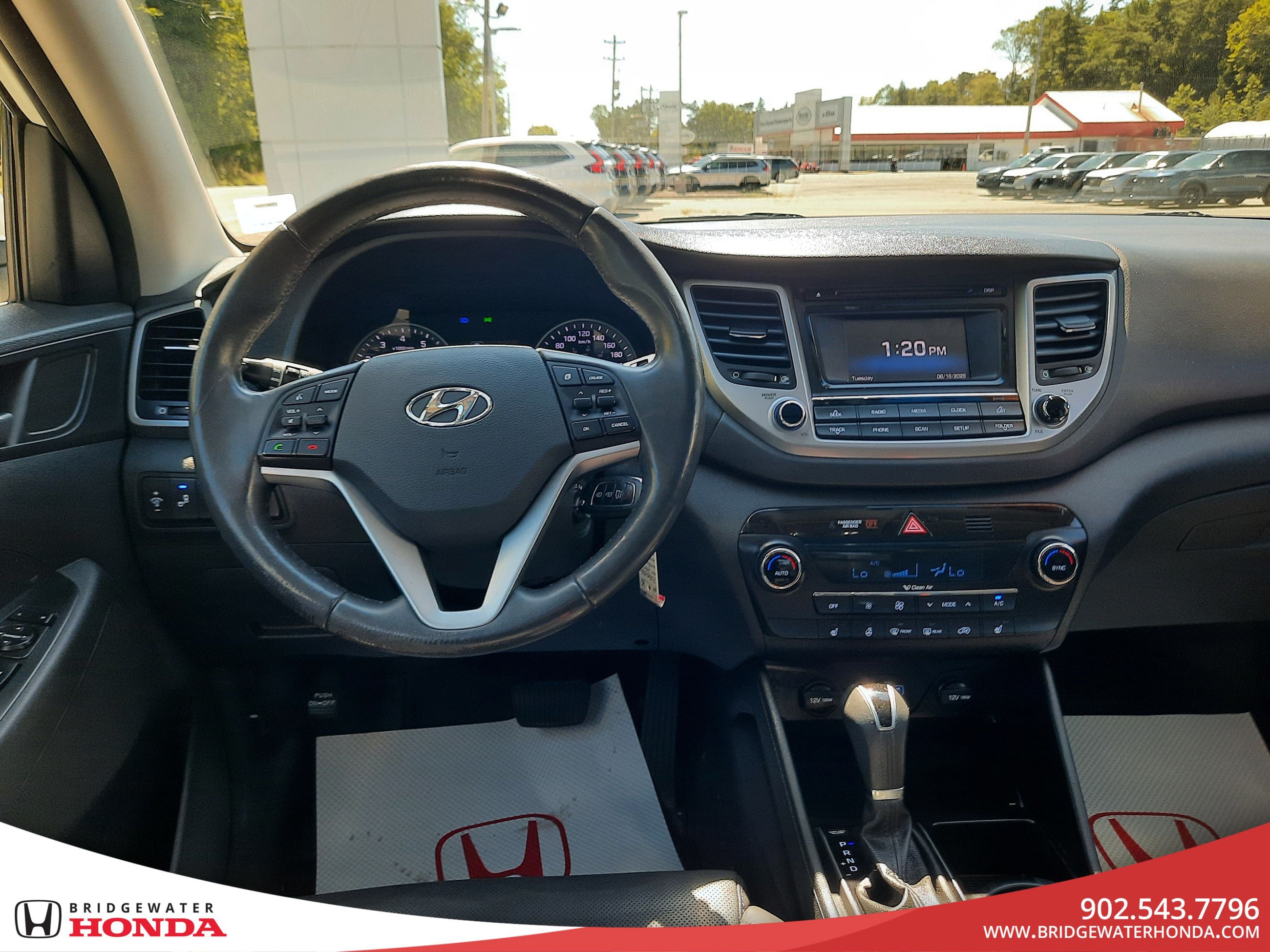 Hyundai Tucson SE 2017-27