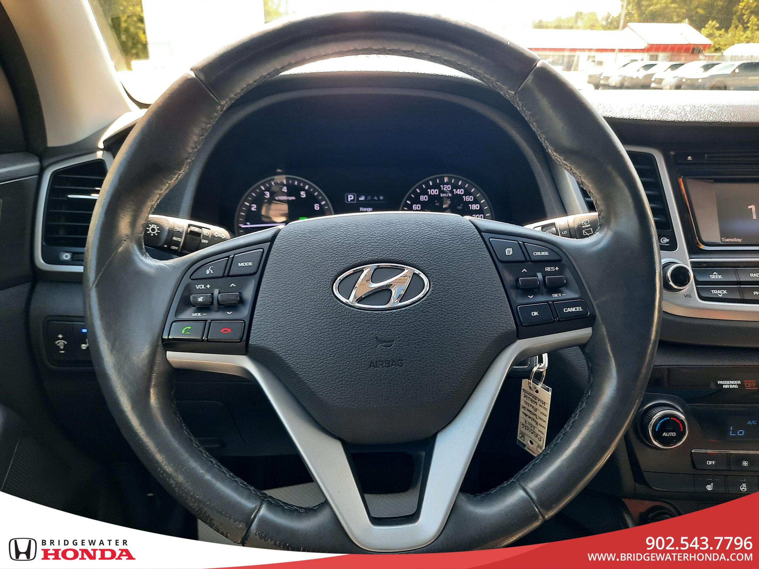 Hyundai Tucson SE 2017-13