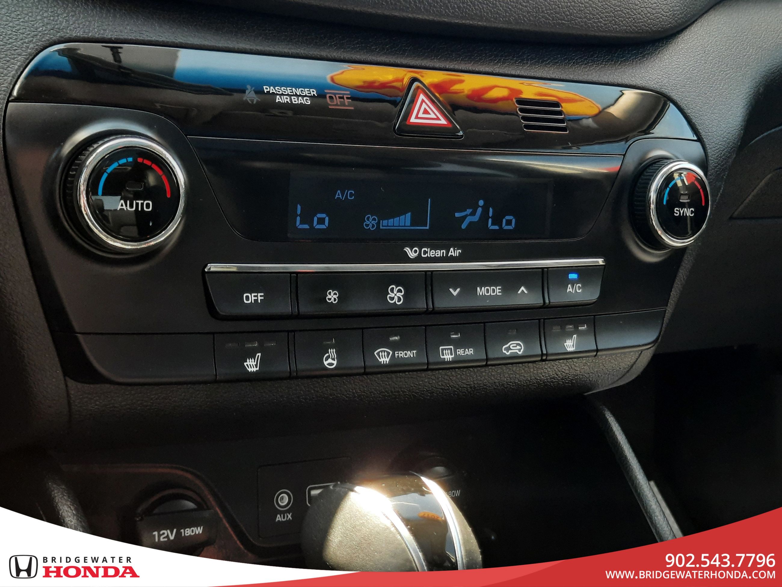 Hyundai Tucson SE 2017-16