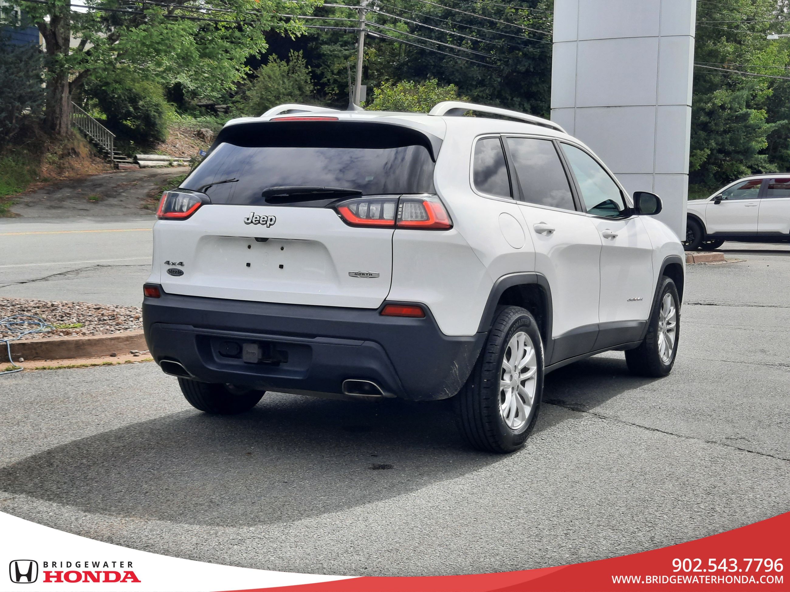 2019 Jeep Cherokee North-5