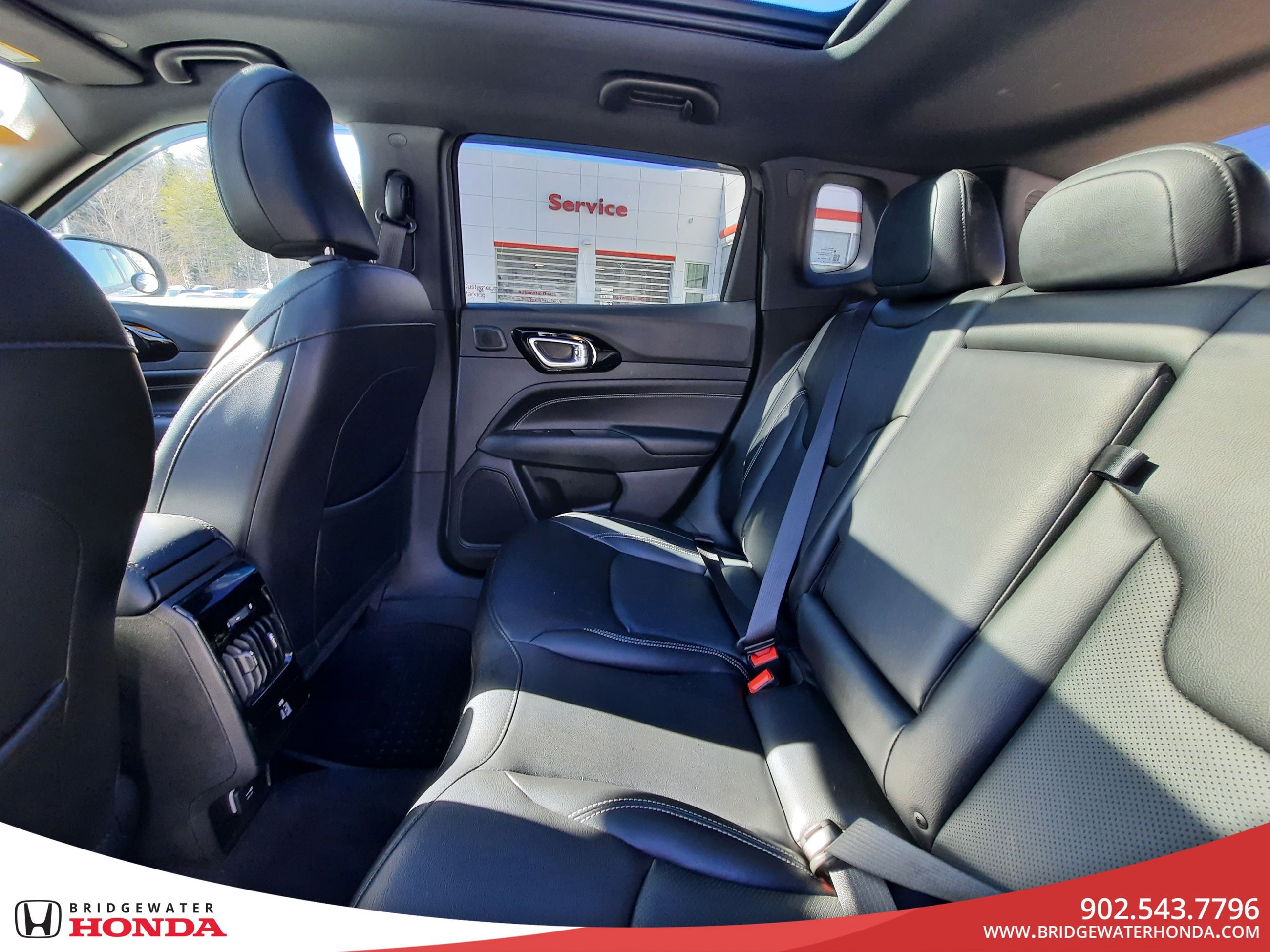 2023 Jeep Compass Altitude-27