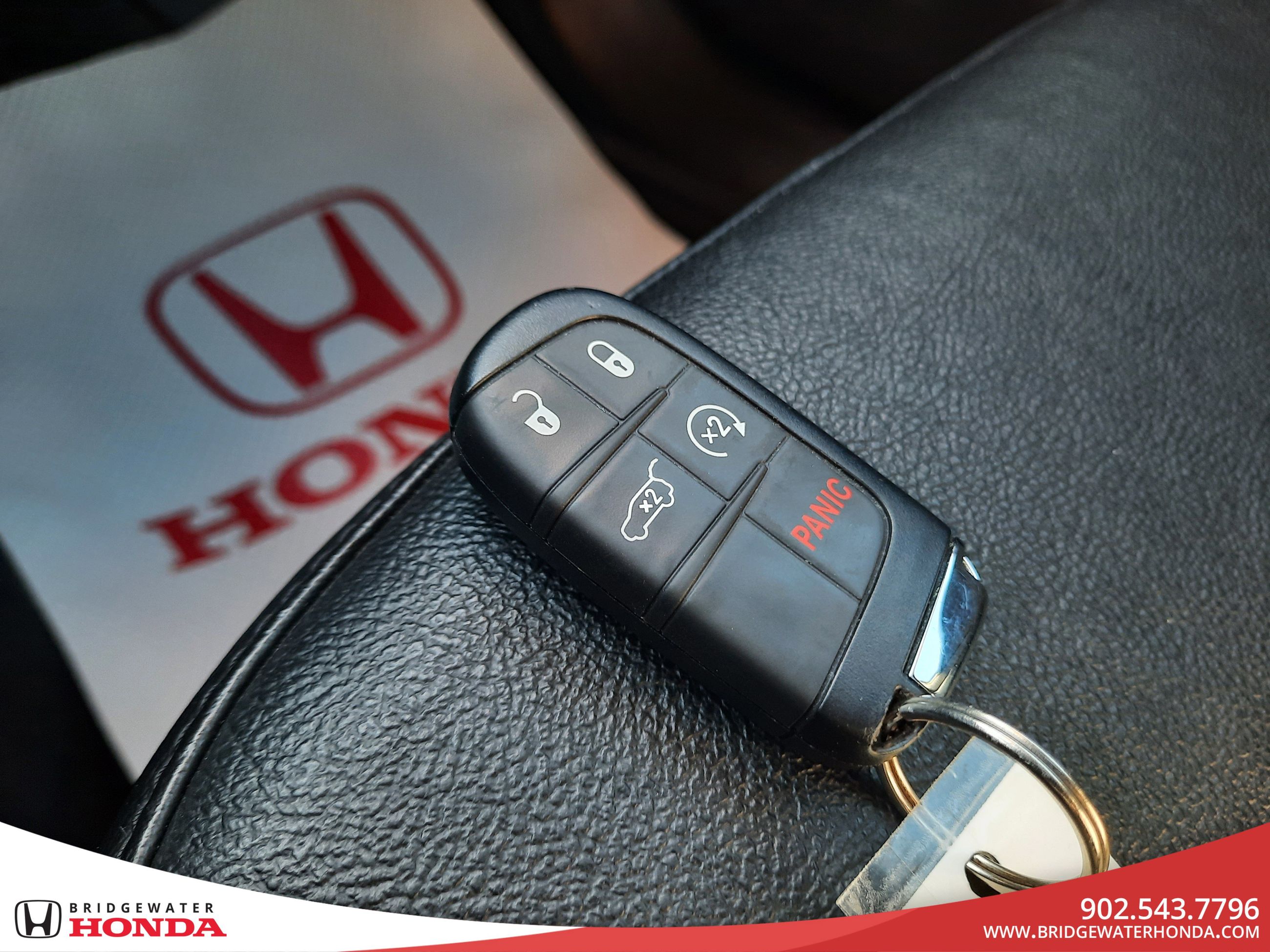 2023 Jeep Compass Altitude-30