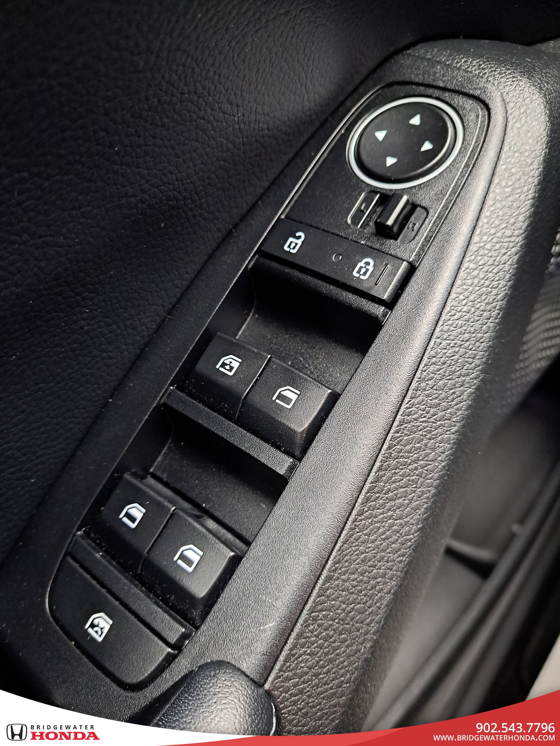Kia Seltos SX Turbo 2021-18