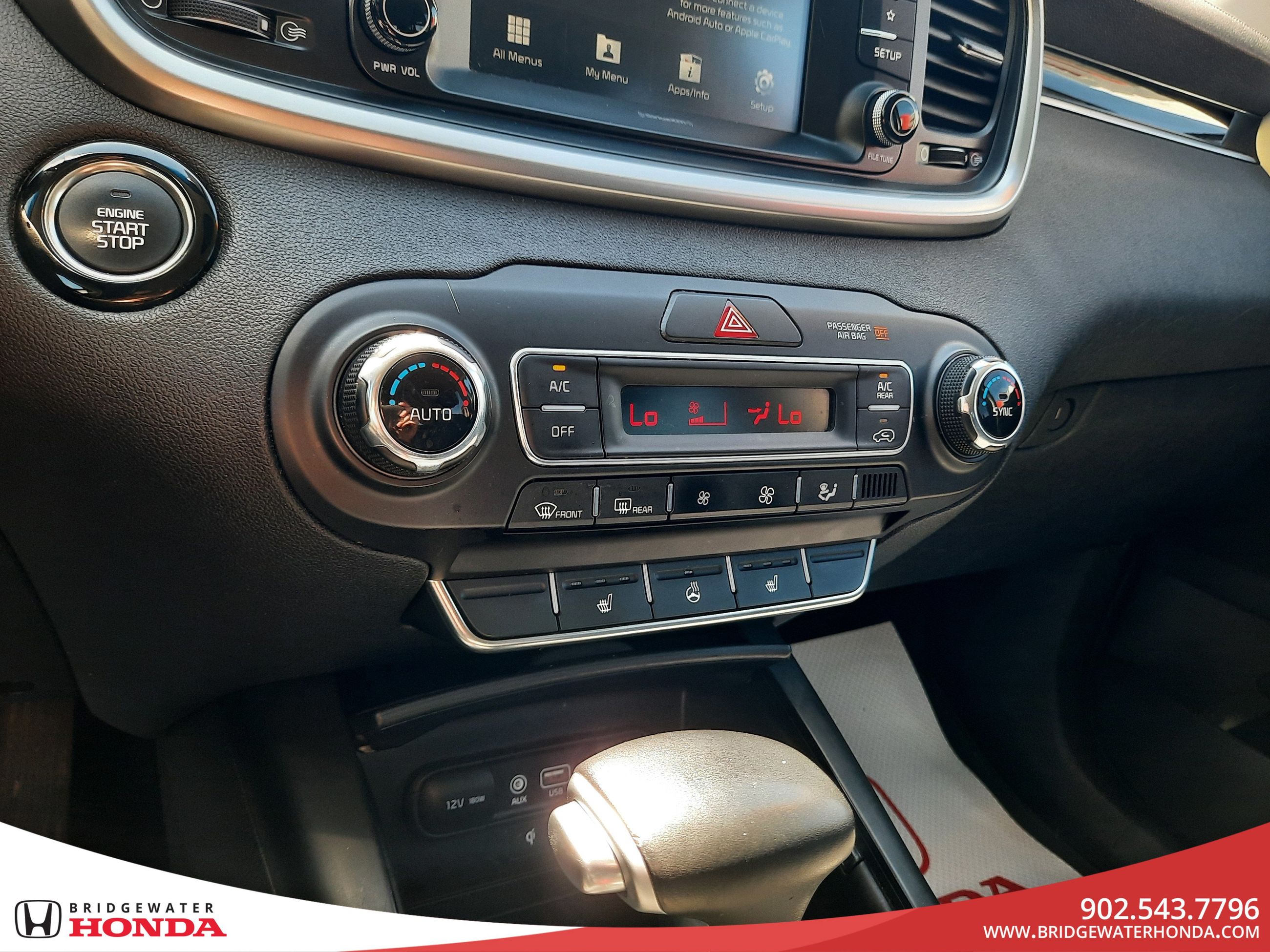 2019 Kia Sorento LX-16