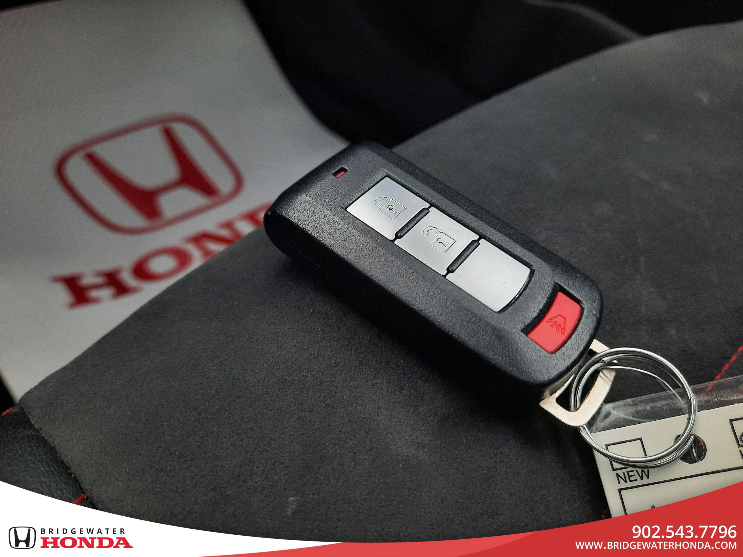 Mitsubishi RVR SE LTD 2018-26