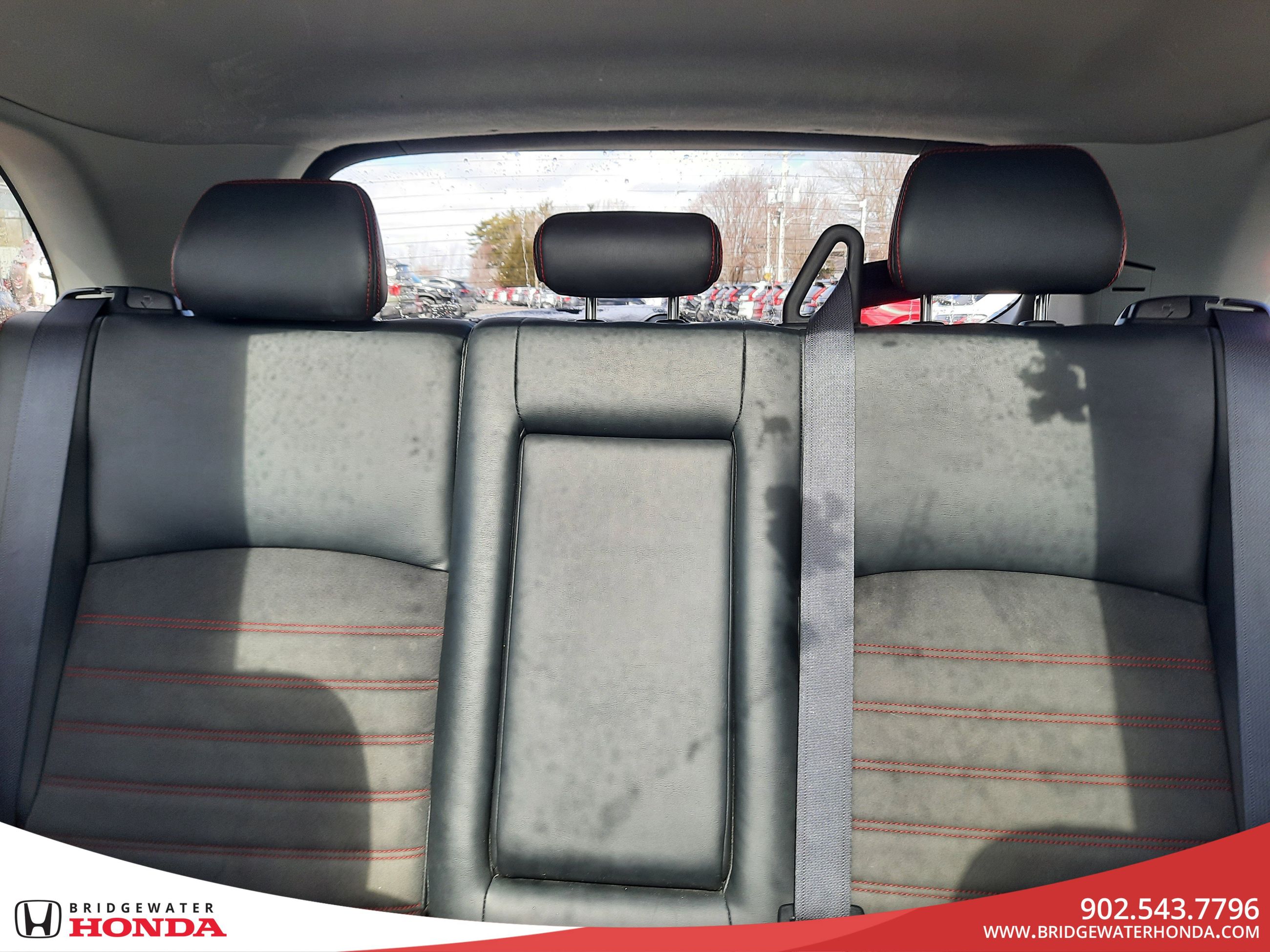 2018 Mitsubishi RVR SE LTD-12