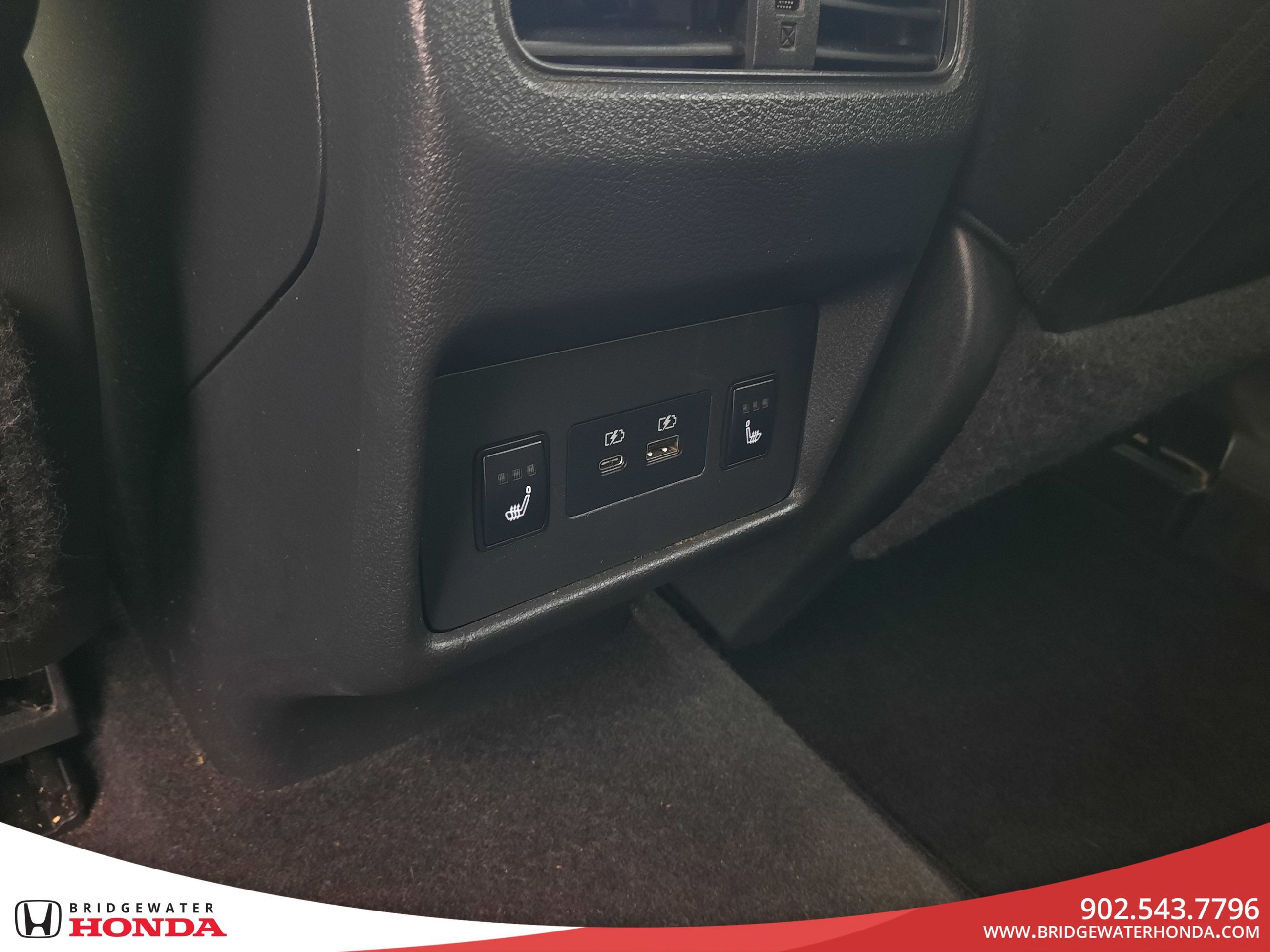 Nissan Rogue SV 2021-29