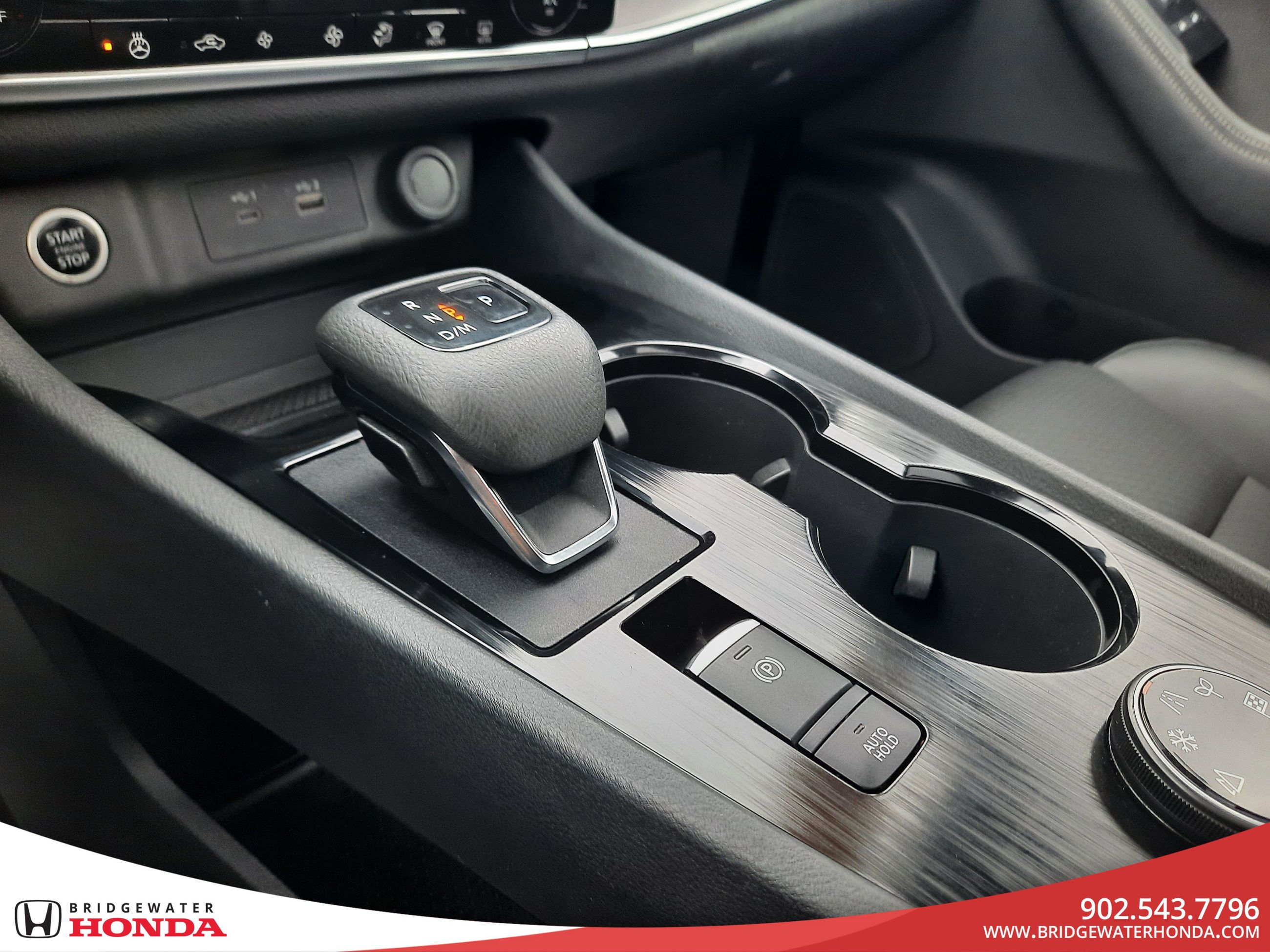 Nissan Rogue SV 2021-17