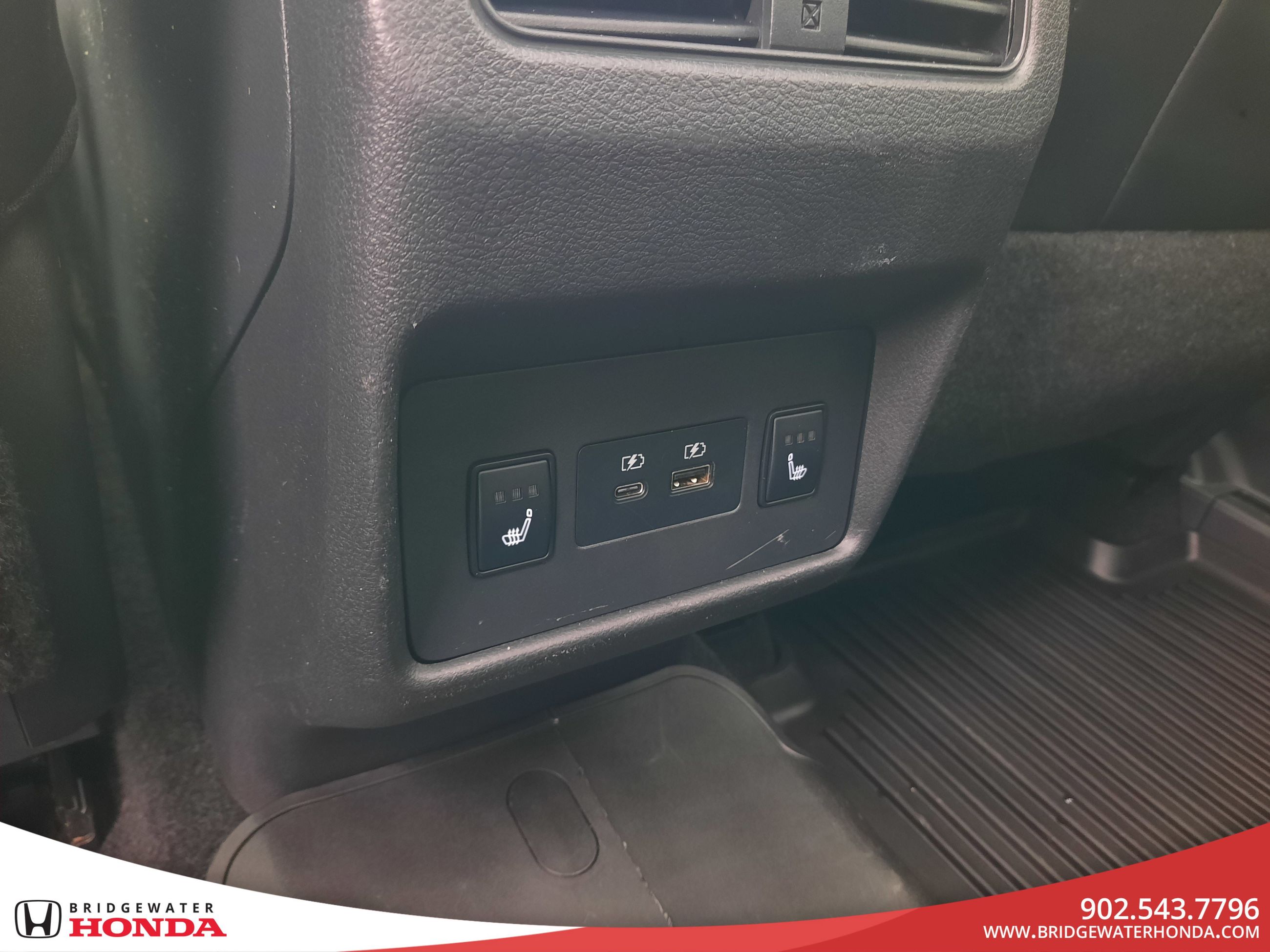 Nissan Rogue SV 2021-27