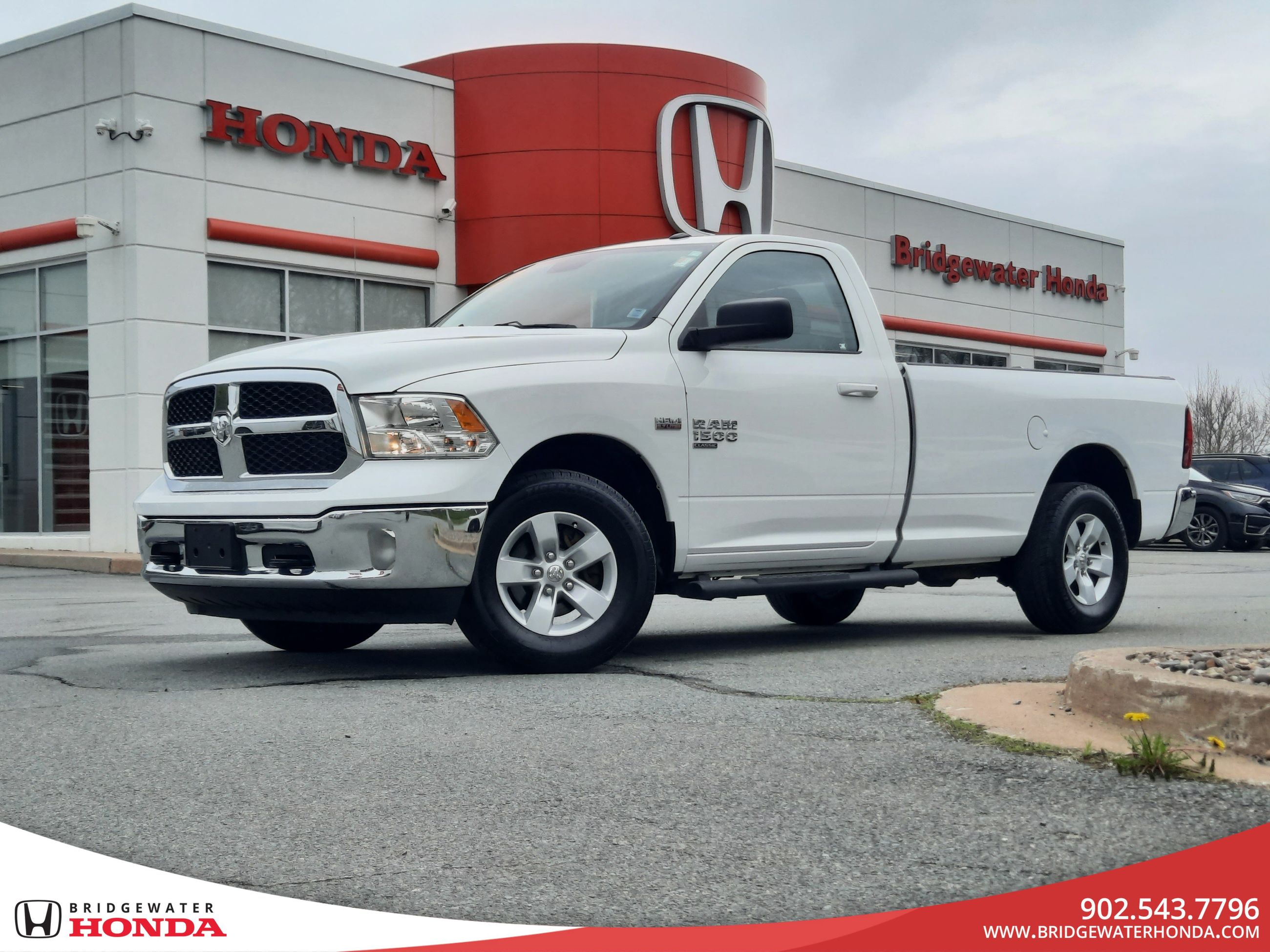 Ram 1500 Classic SLT 2019-0