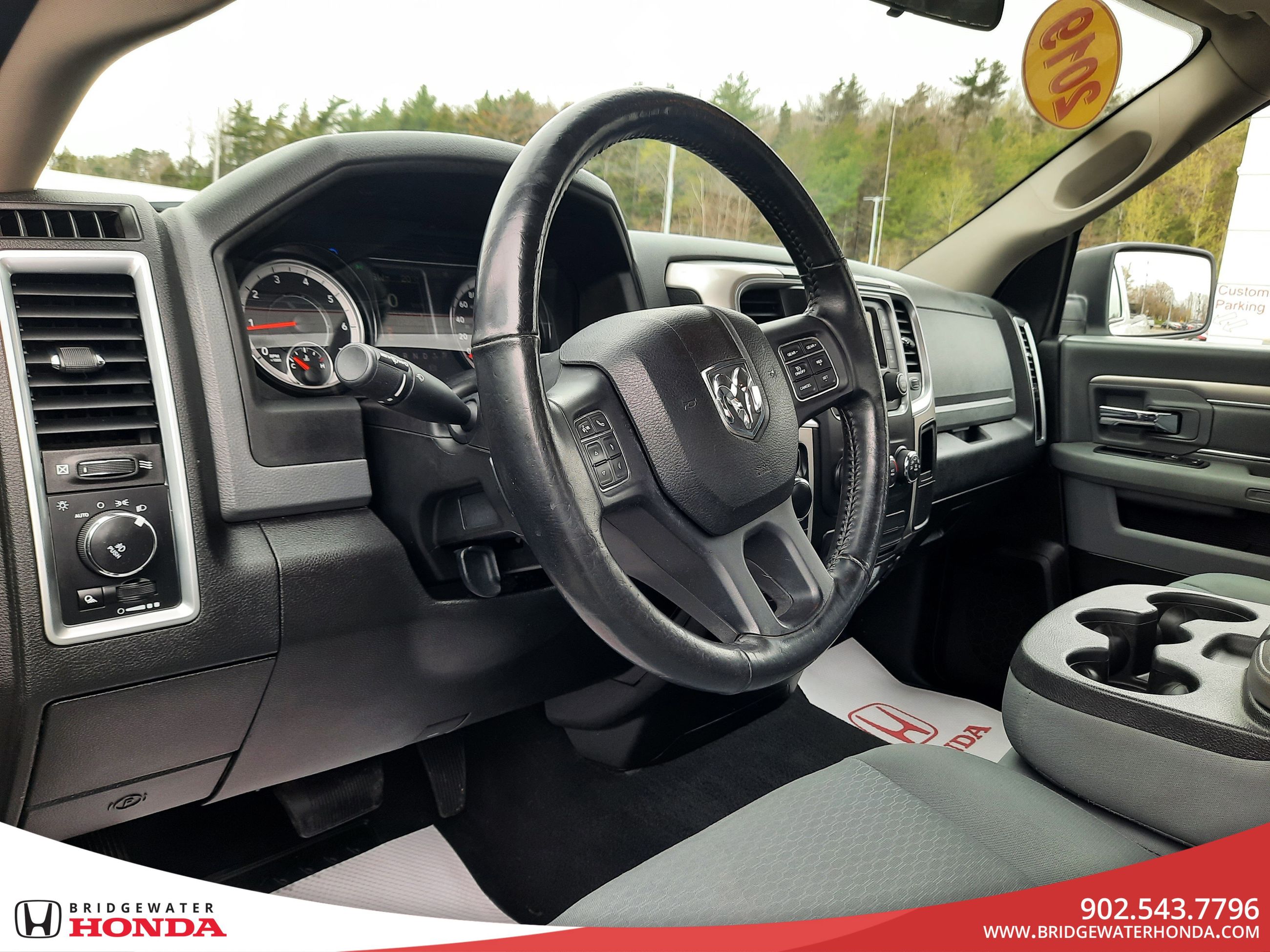 Ram 1500 Classic SLT 2019-1