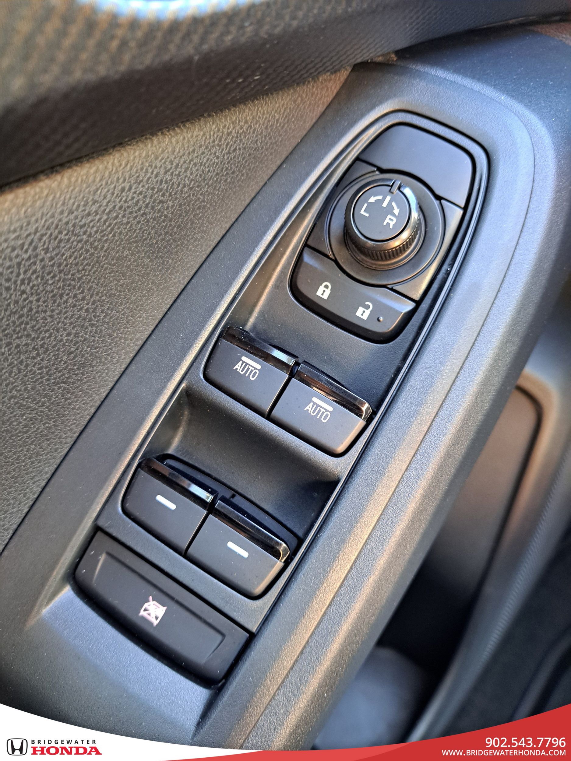 2025 Subaru Crosstrek Onyx-17