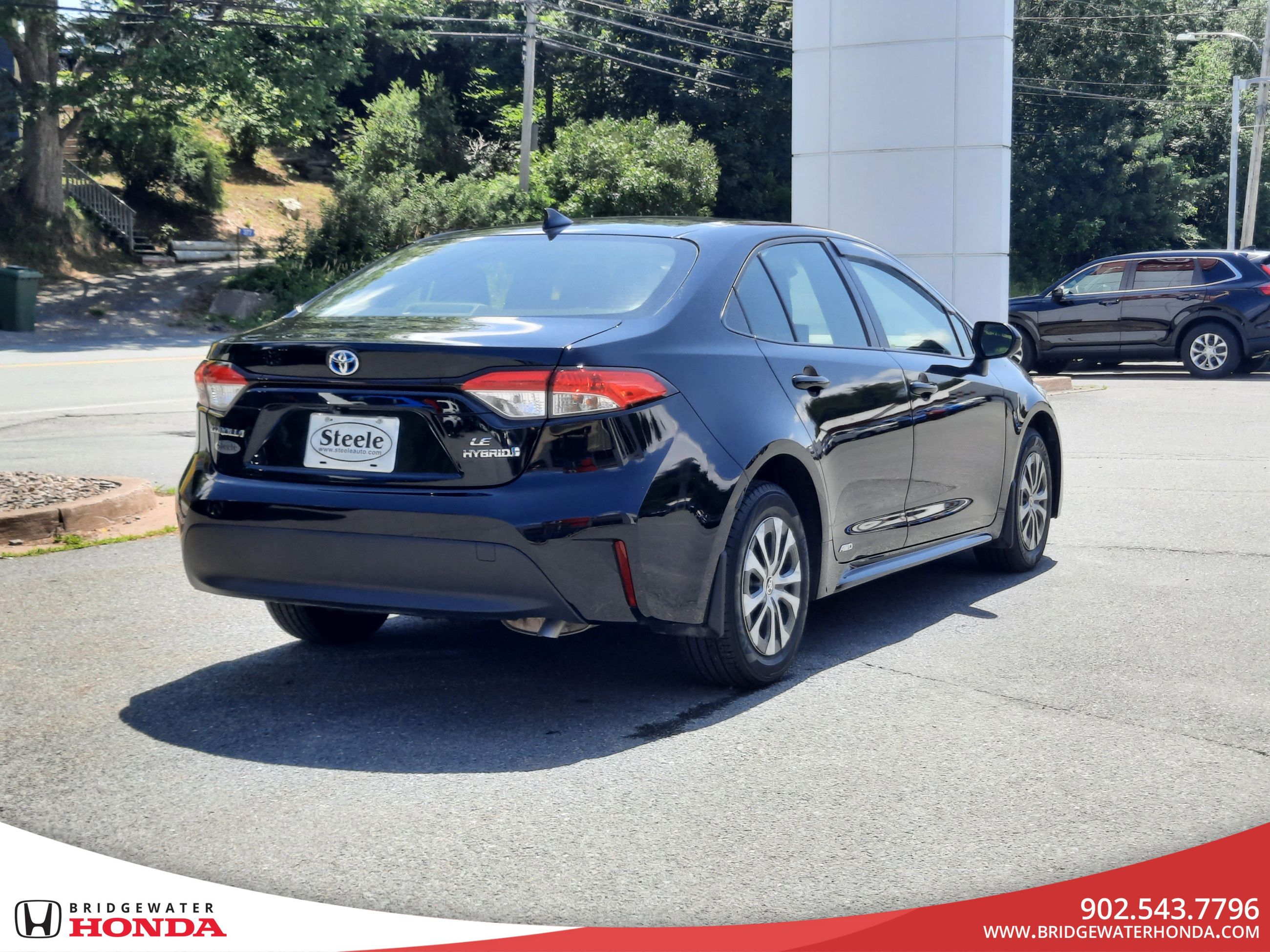 Toyota Corolla Hybrid LE 2024-5