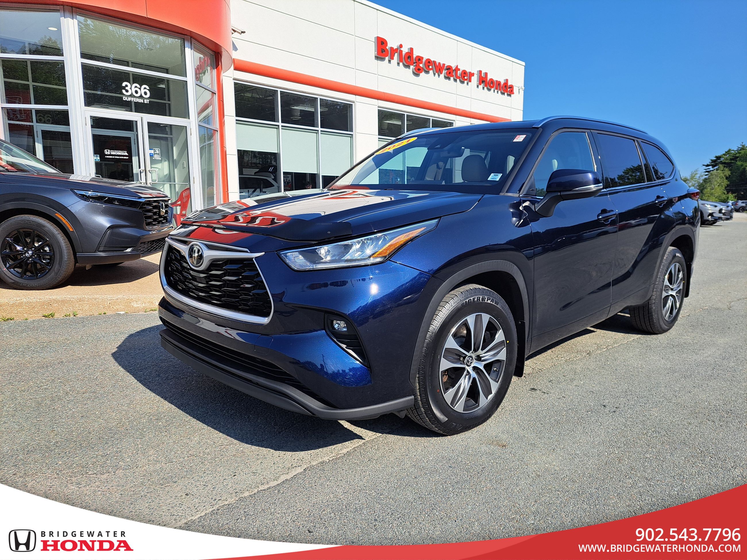 2021 Toyota Highlander XLE-0