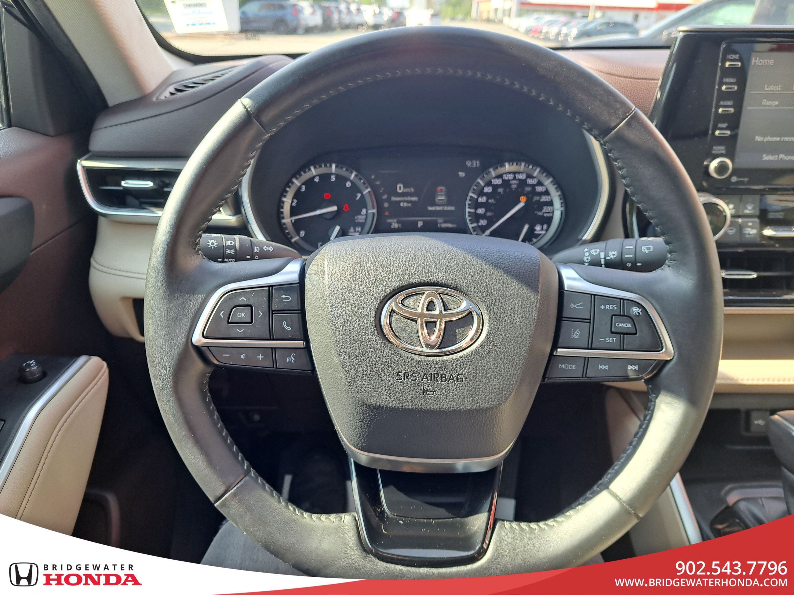 2021 Toyota Highlander XLE-16
