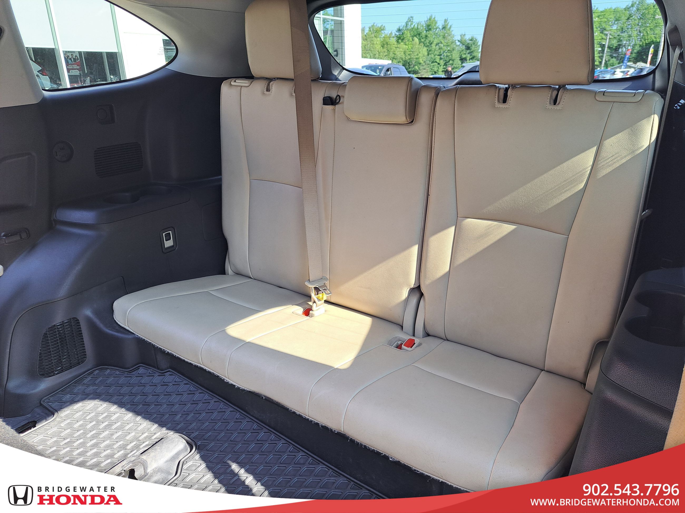 2021 Toyota Highlander XLE-26
