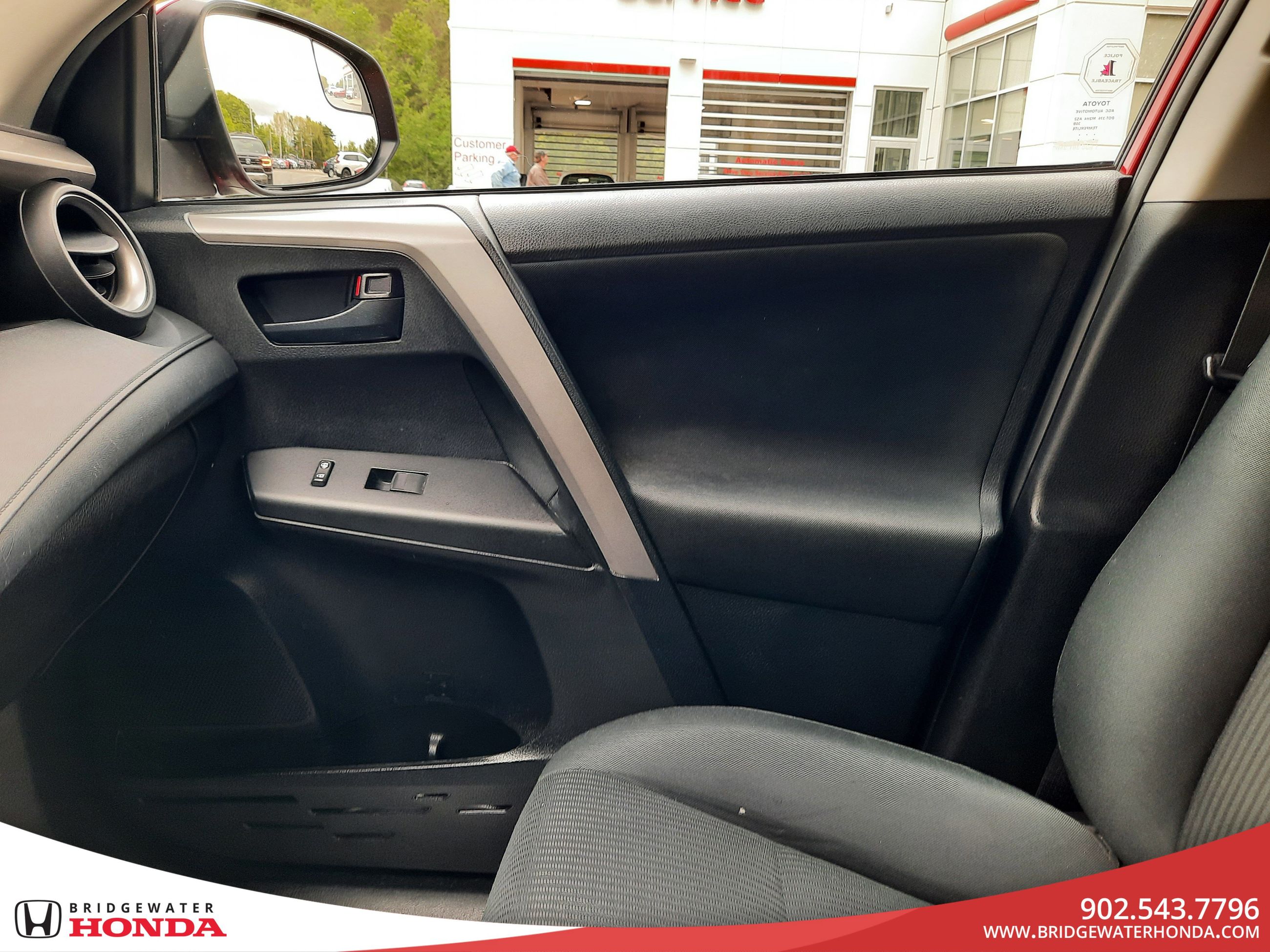Toyota RAV4 LE 2017-20