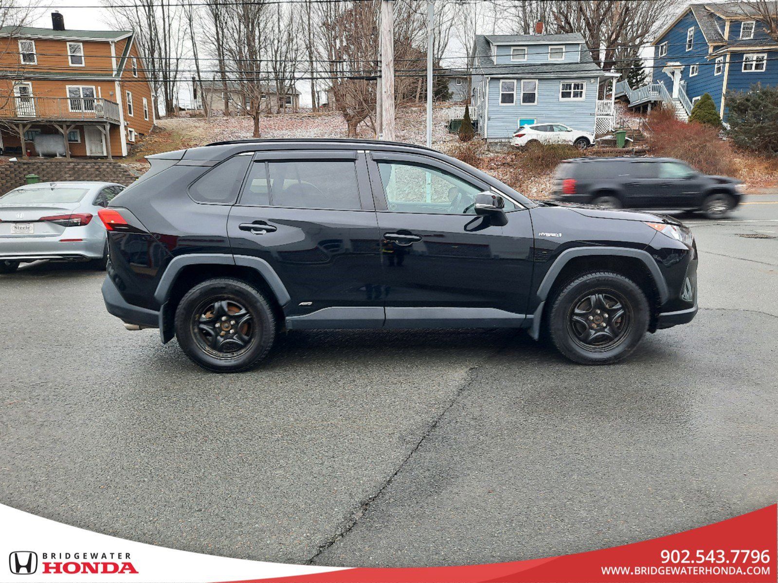 2019 Toyota RAV4 Hybrid LE-4