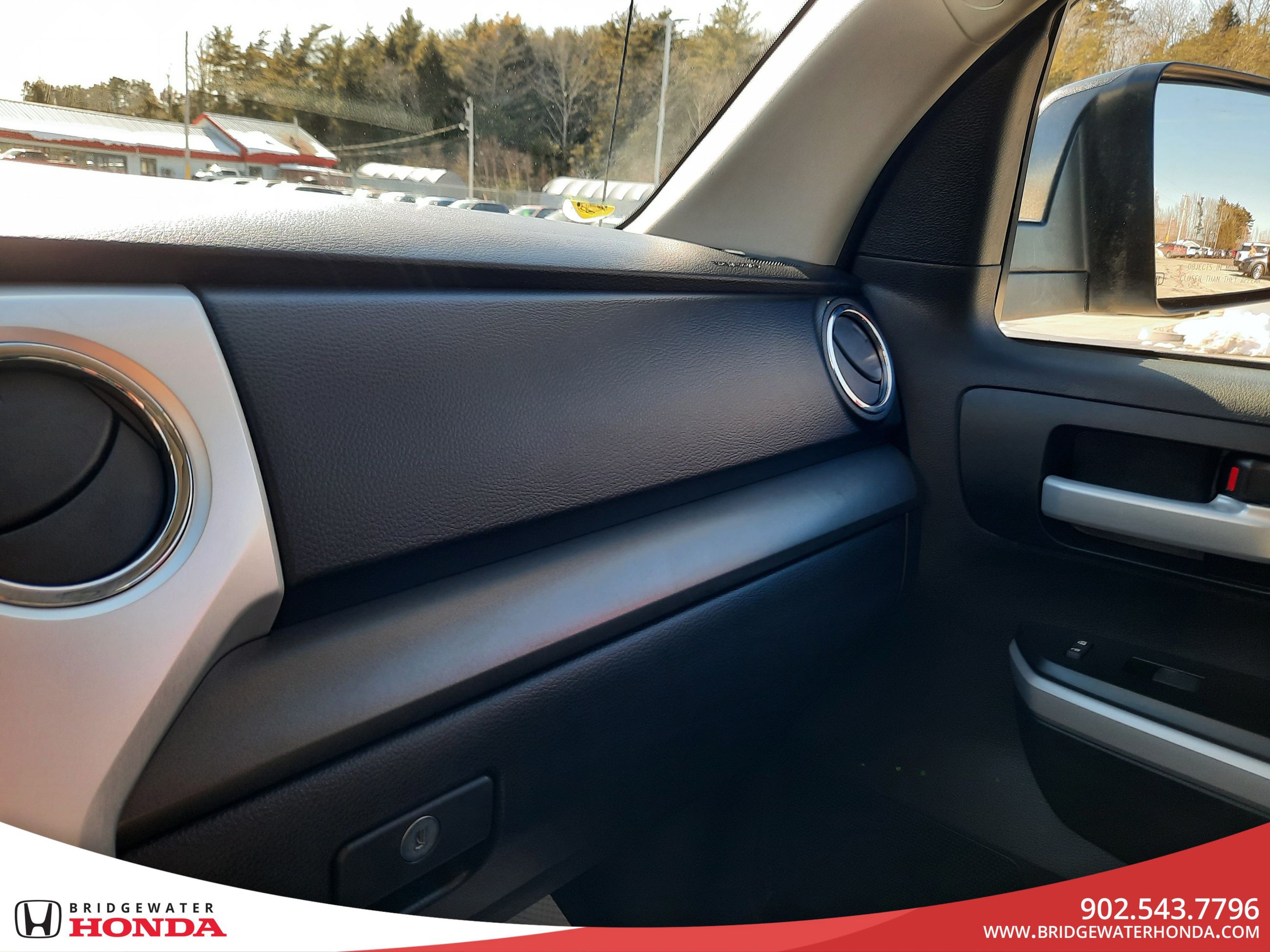 Toyota Tundra SR5 Plus 2019-19