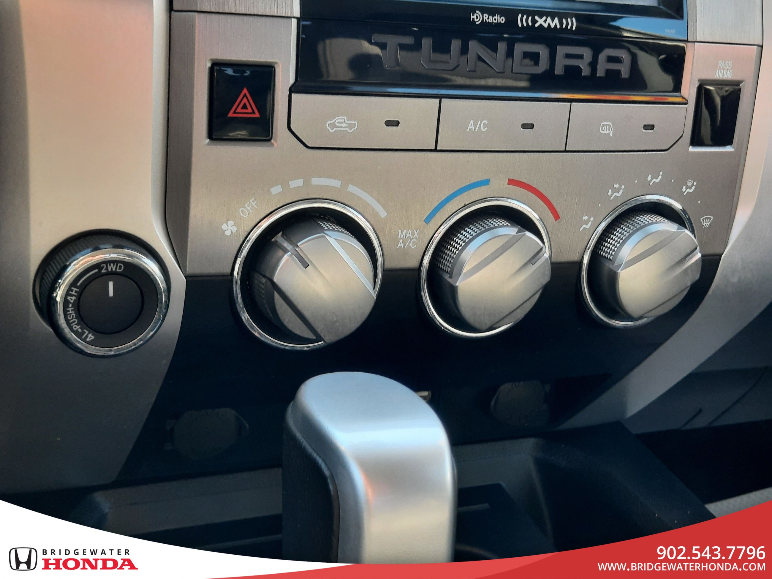 Toyota Tundra SR5 Plus 2019-16