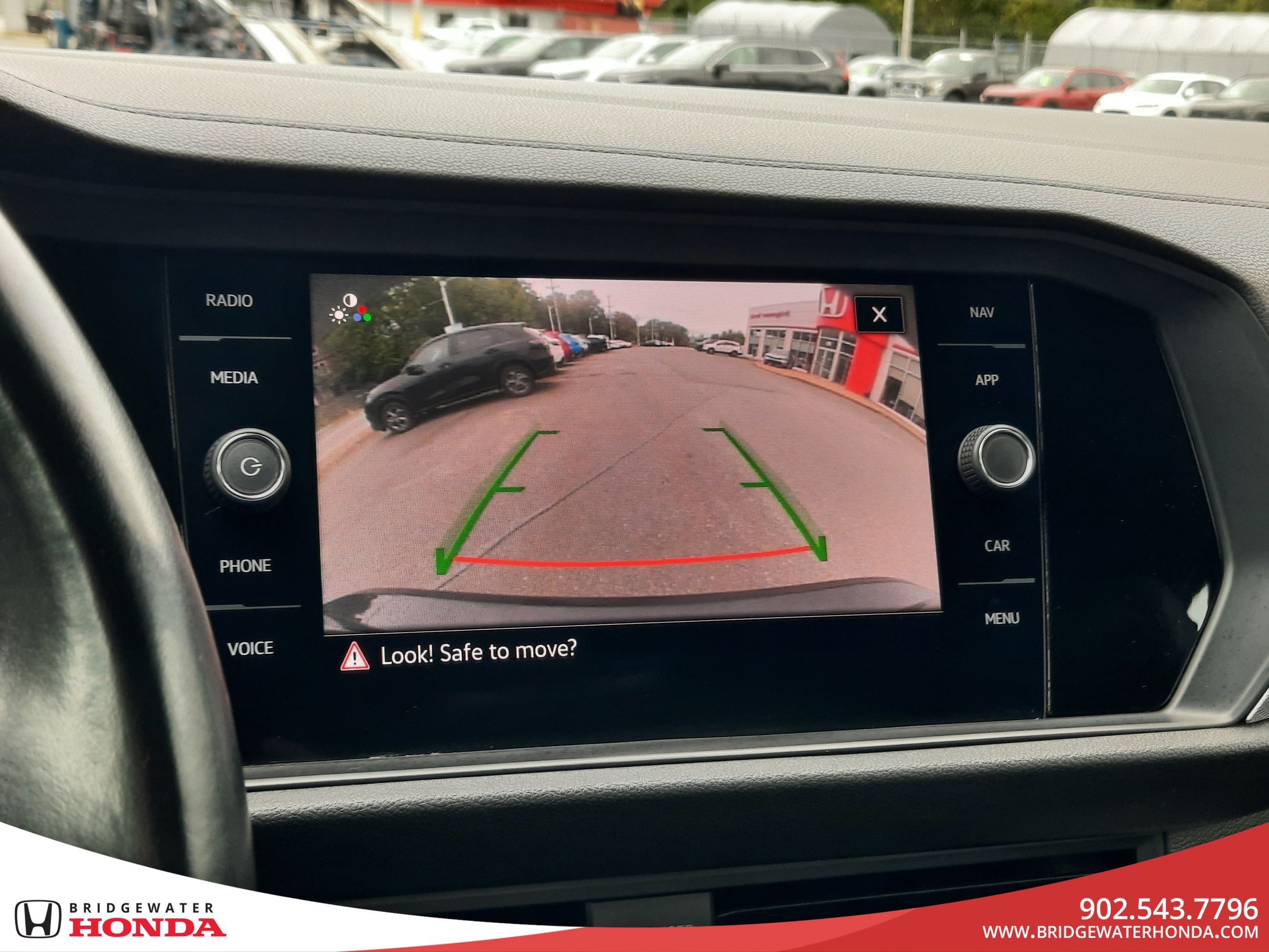 Volkswagen Jetta Highline 2021-13