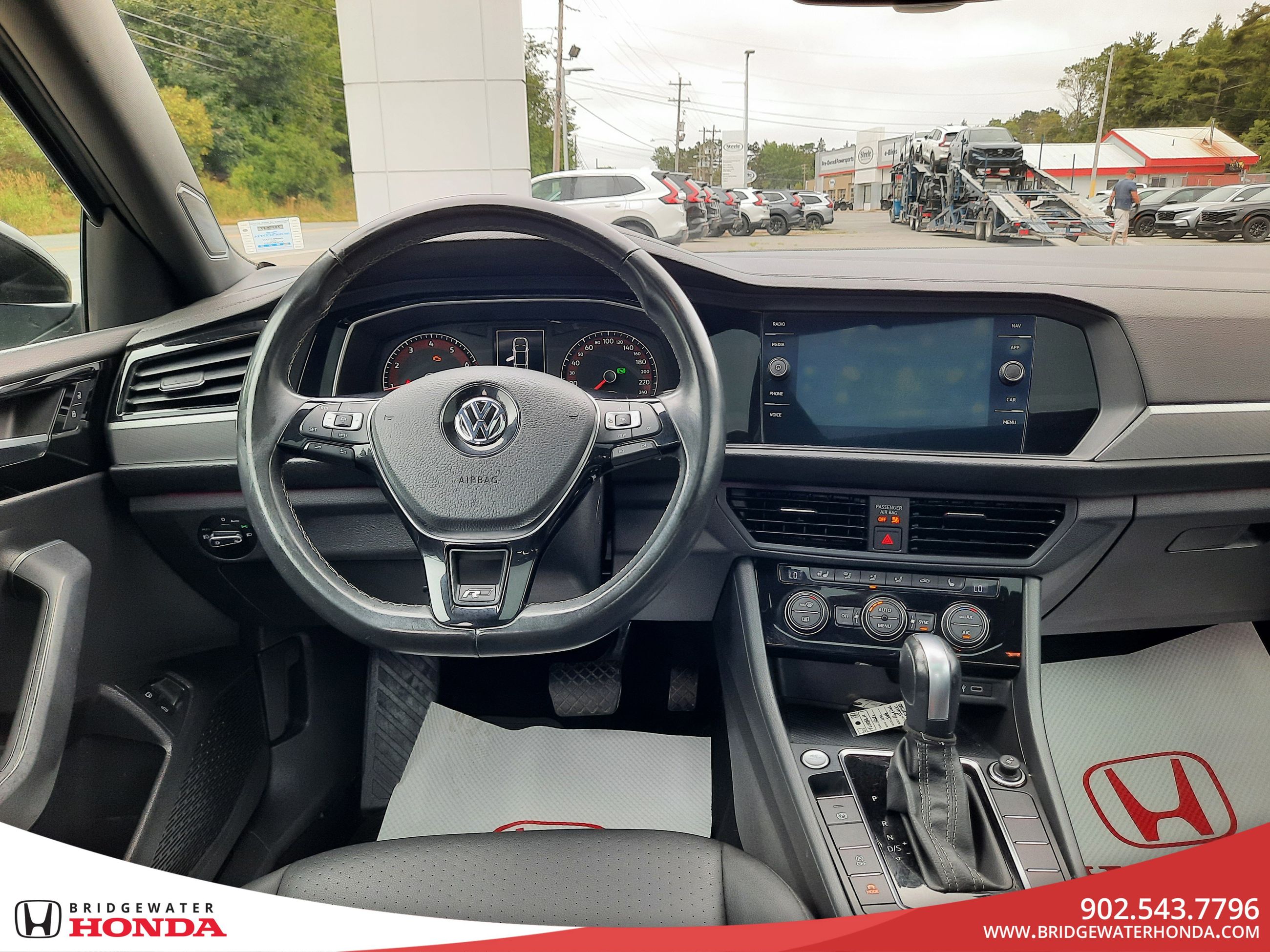Volkswagen Jetta Highline 2021-24
