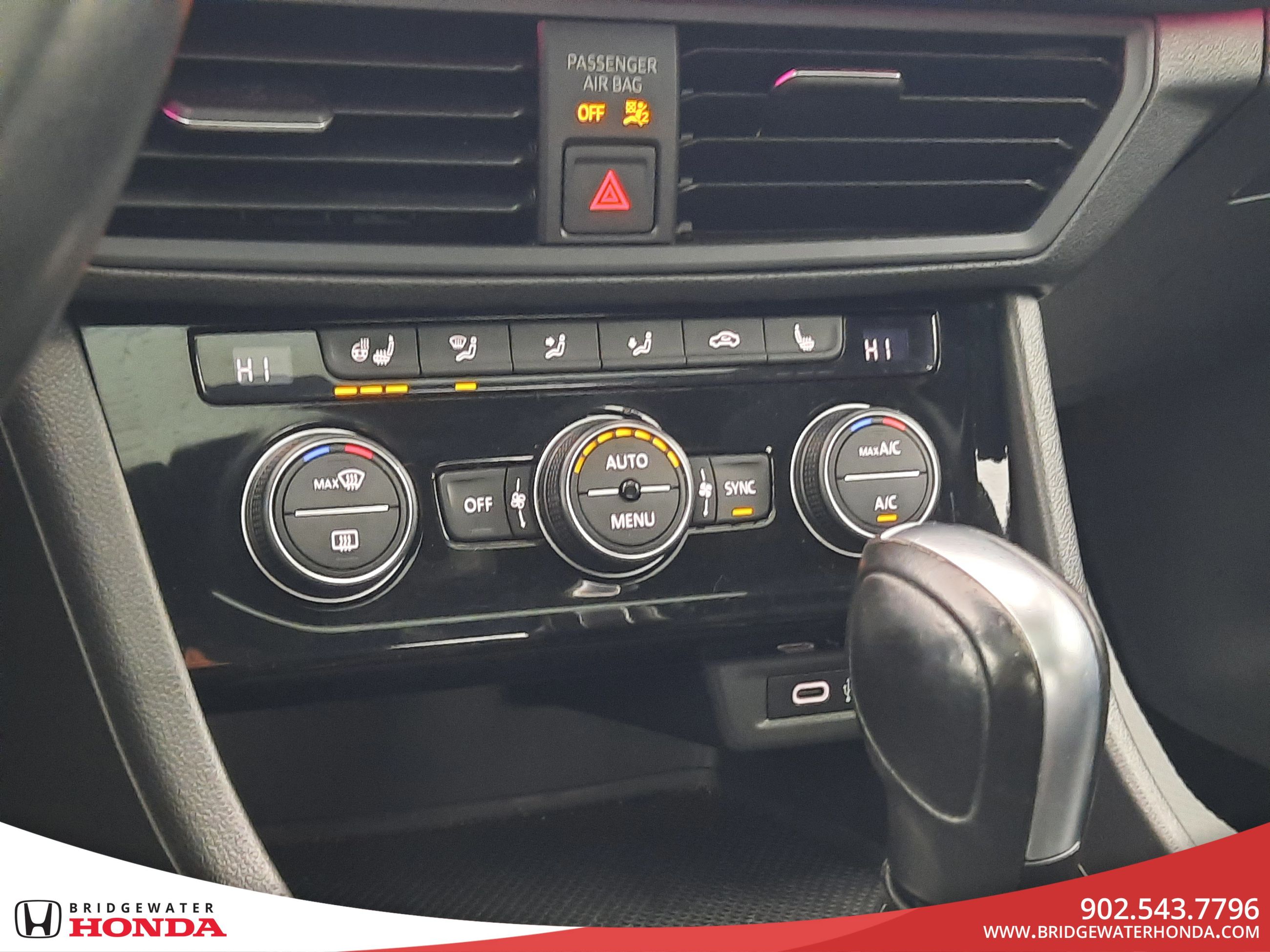 Volkswagen Jetta Highline 2021-15