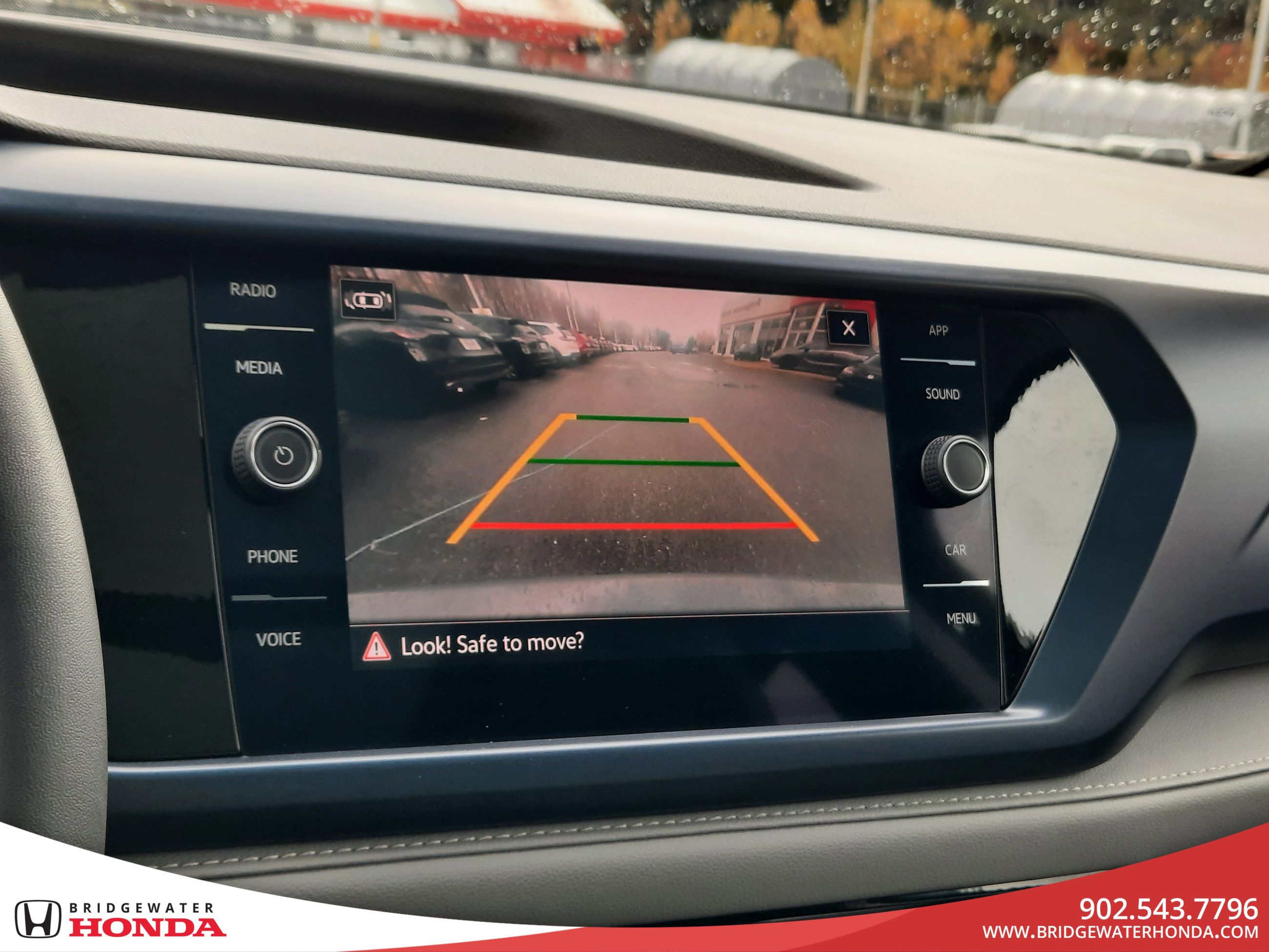 Volkswagen Taos Comfortline 2024-15