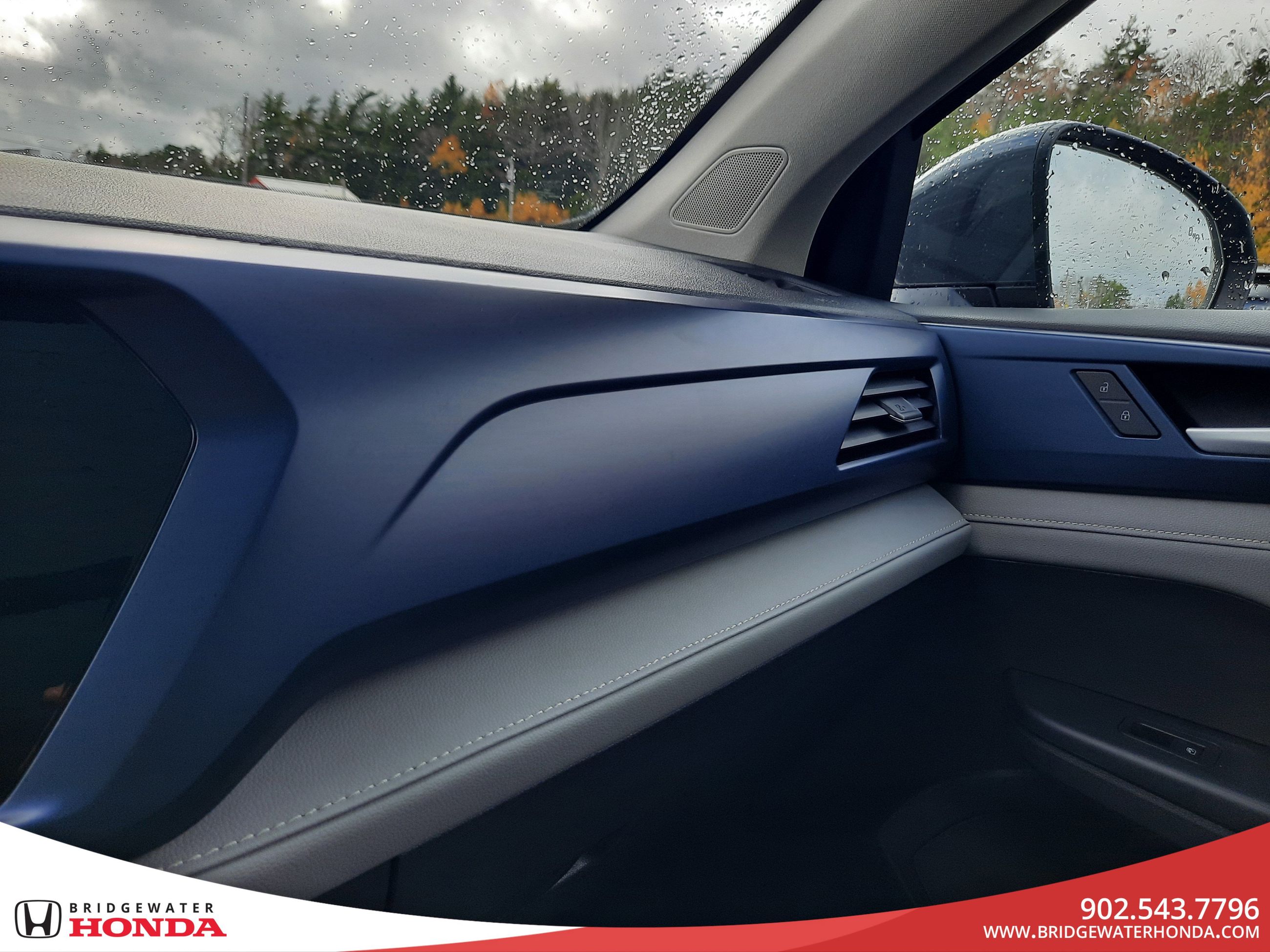 Volkswagen Taos Comfortline 2024-19