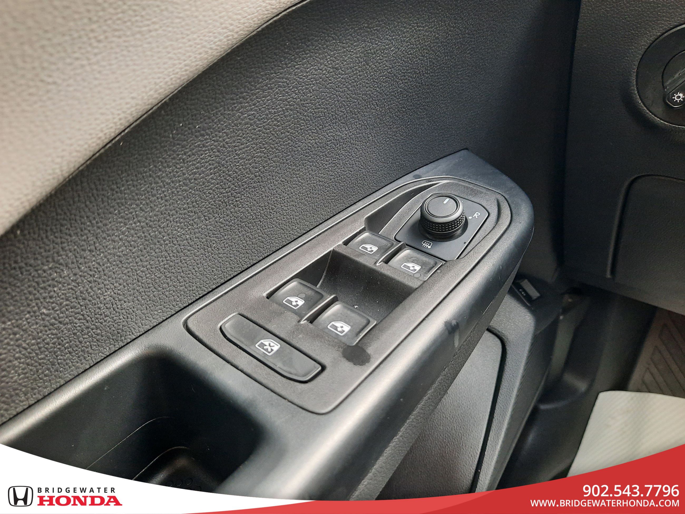 Volkswagen Taos Comfortline 2024-9