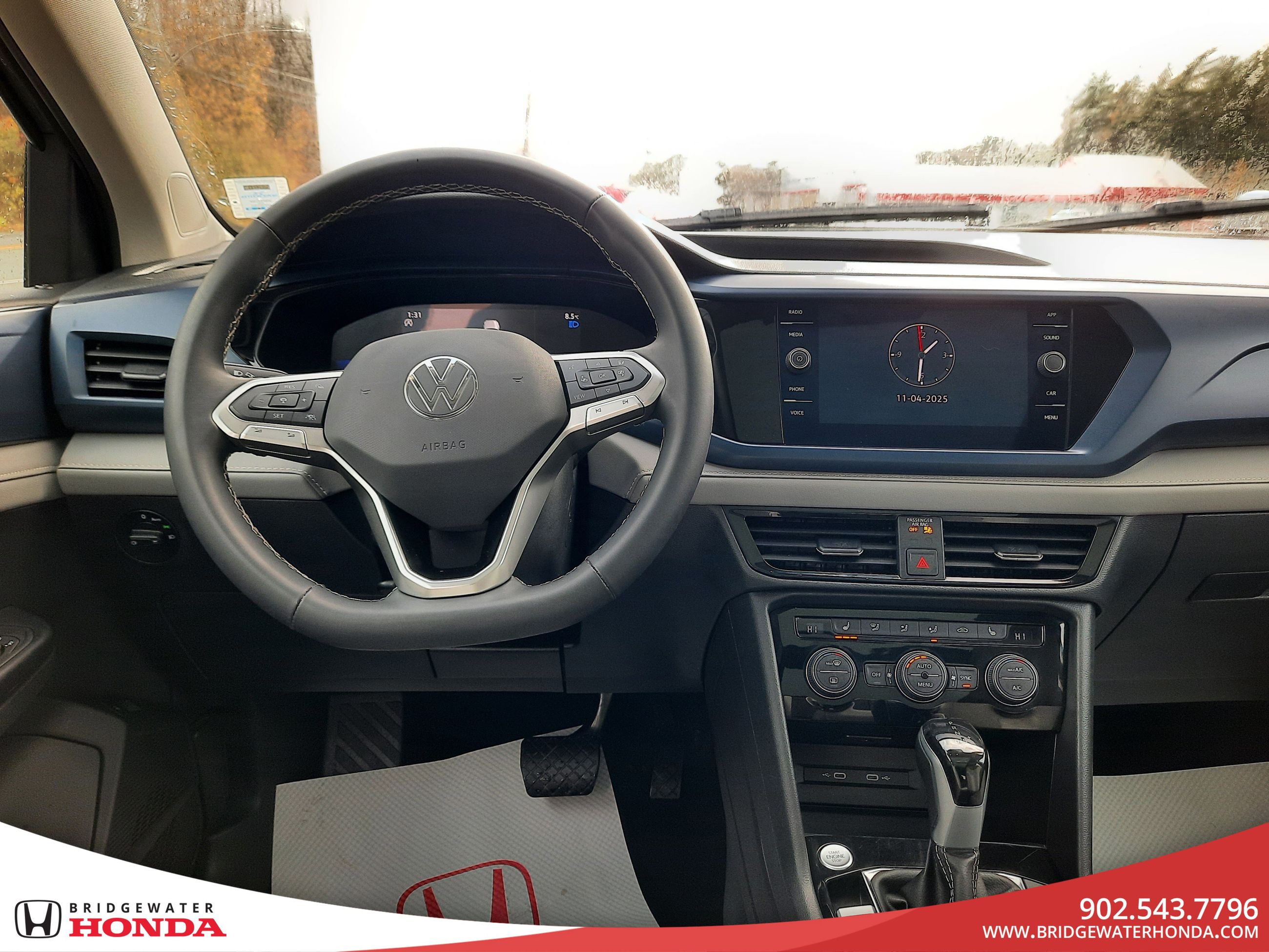 Volkswagen Taos Comfortline 2024-26