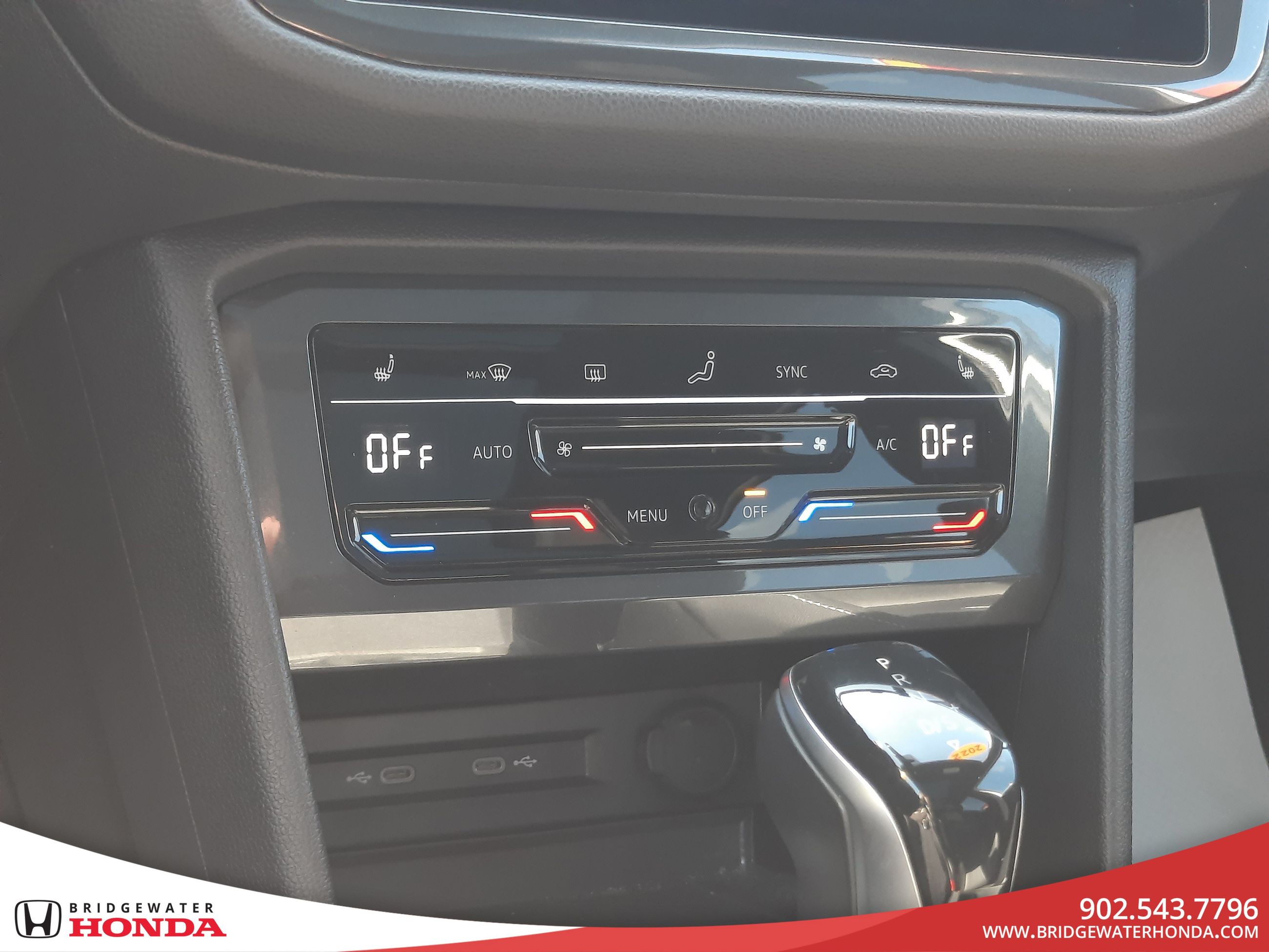 2022 Volkswagen Tiguan Comfortline R-Line Black Edition-16