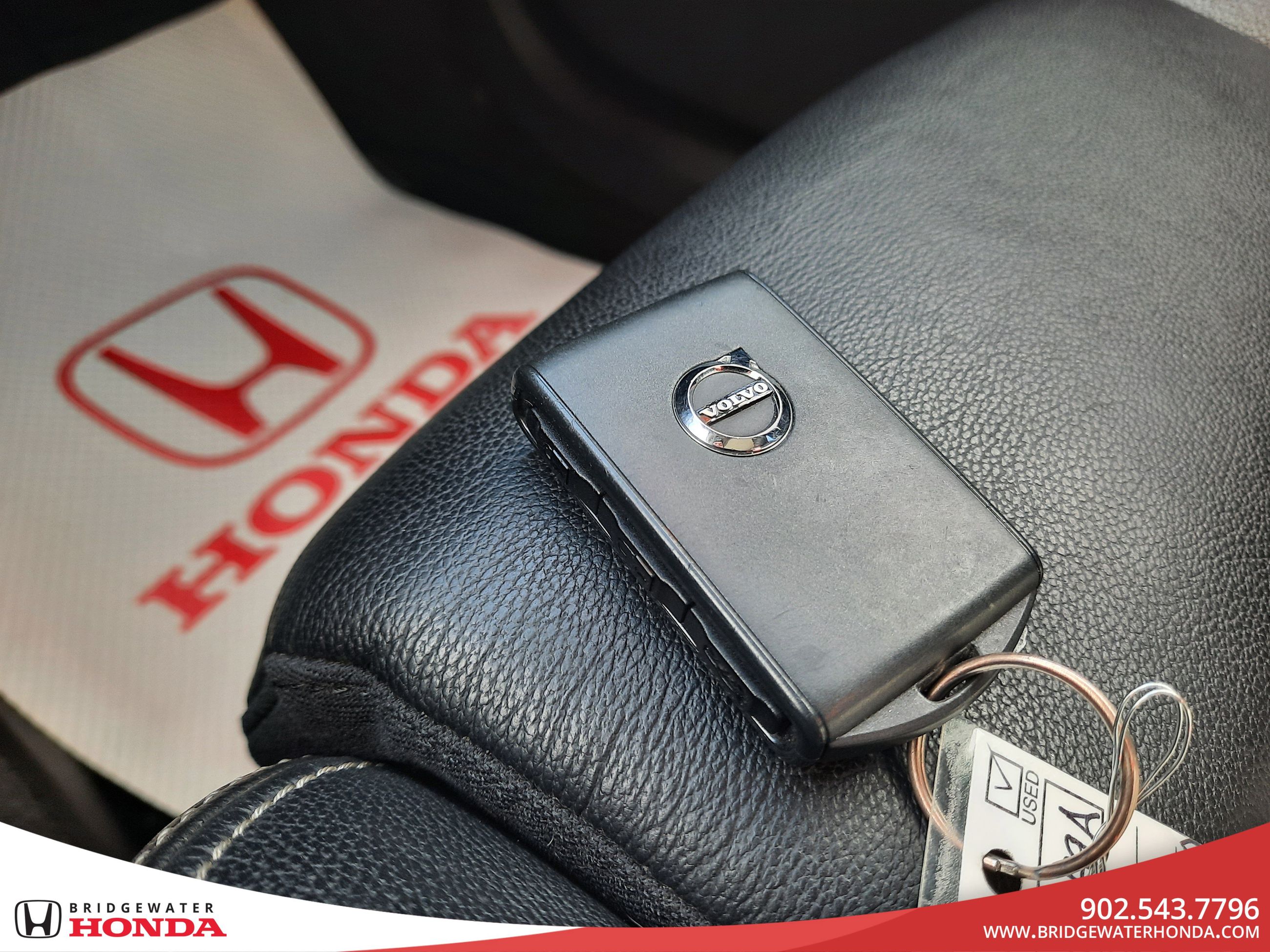 2019 Volvo XC40 Momentum-29