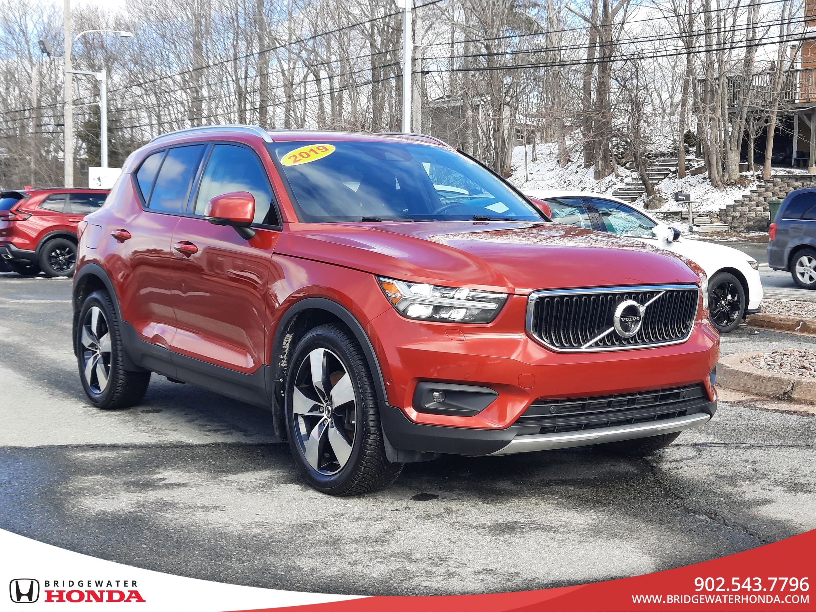 2019 Volvo XC40 Momentum-3