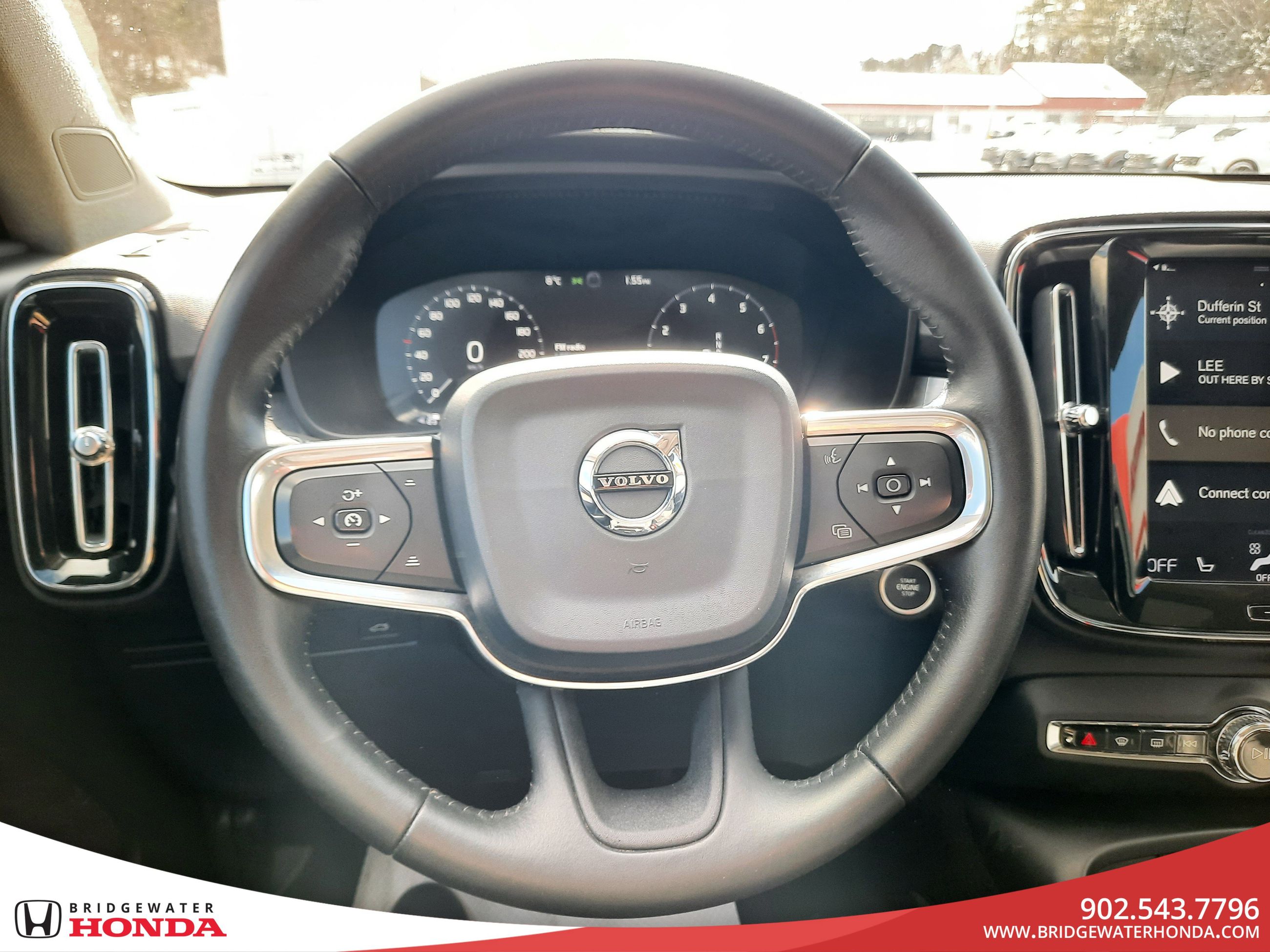 2019 Volvo XC40 Momentum-13