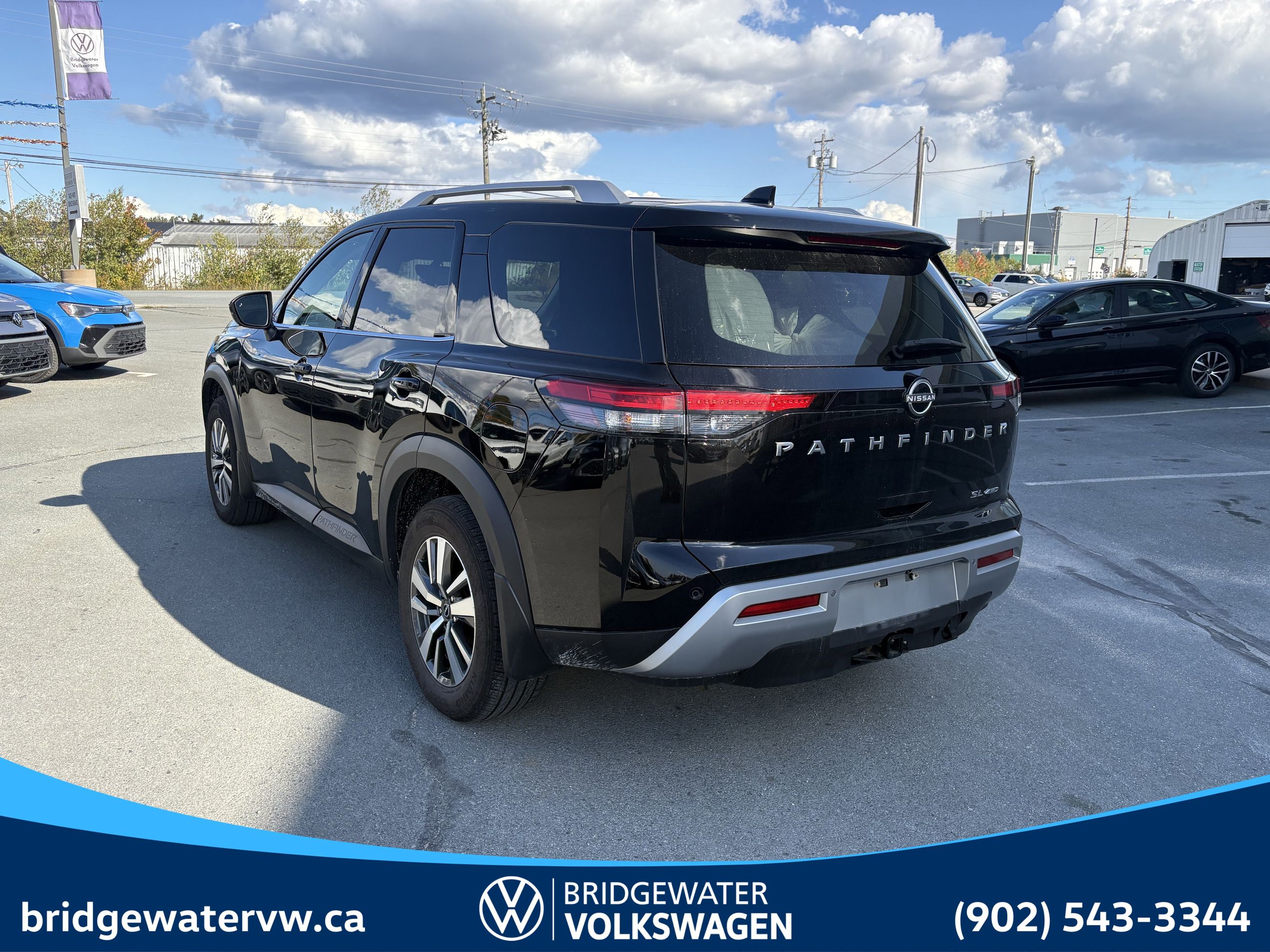 Nissan PATHFINDER SL 2024