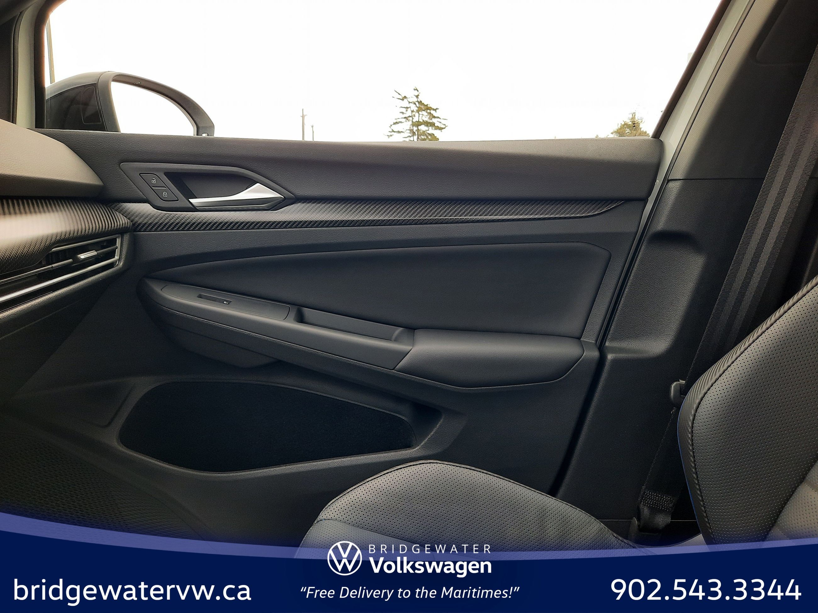 2025 Volkswagen Golf R BLACK EDITION
