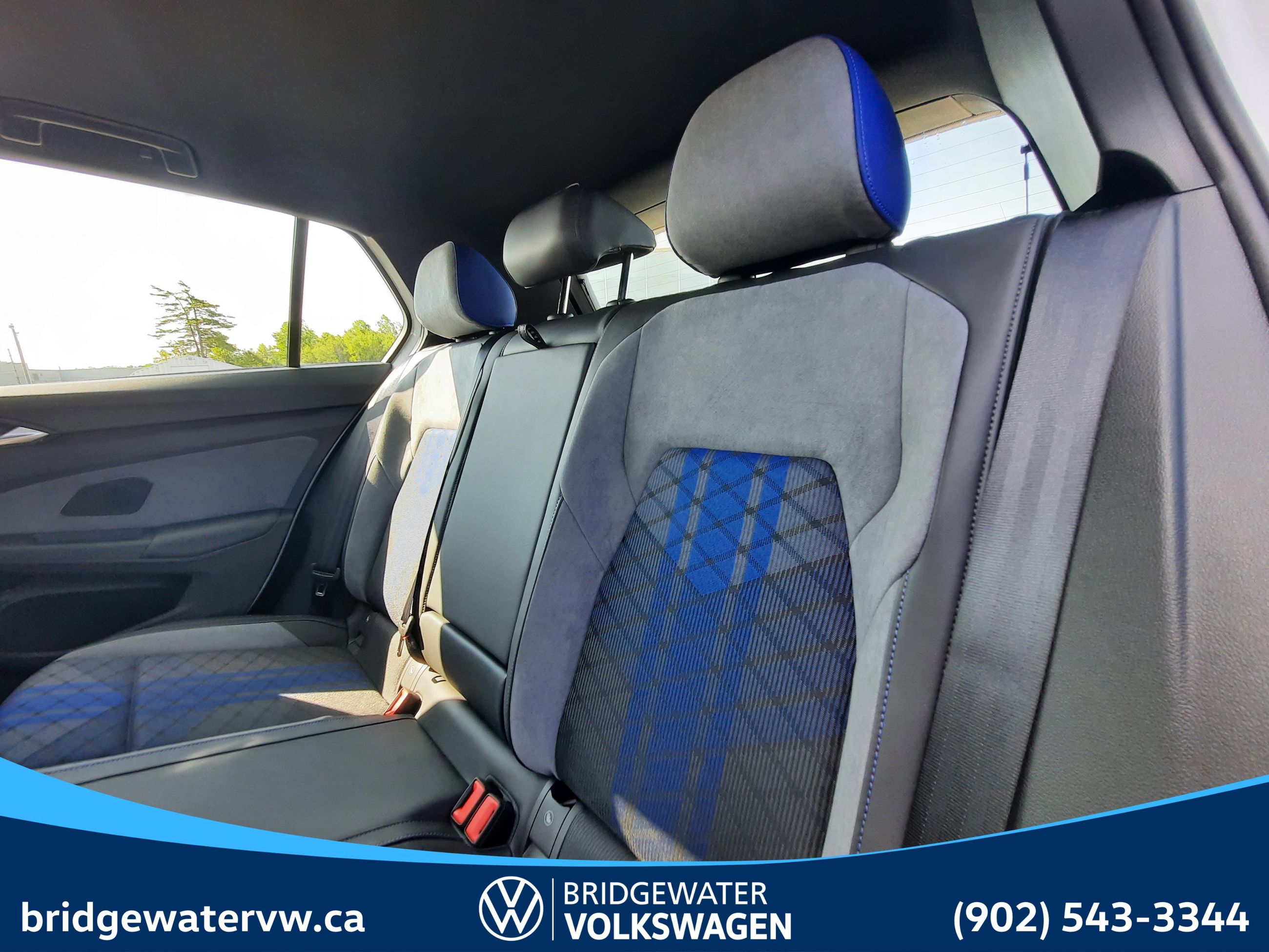 2025 Volkswagen GOLF R BLACK EDITION