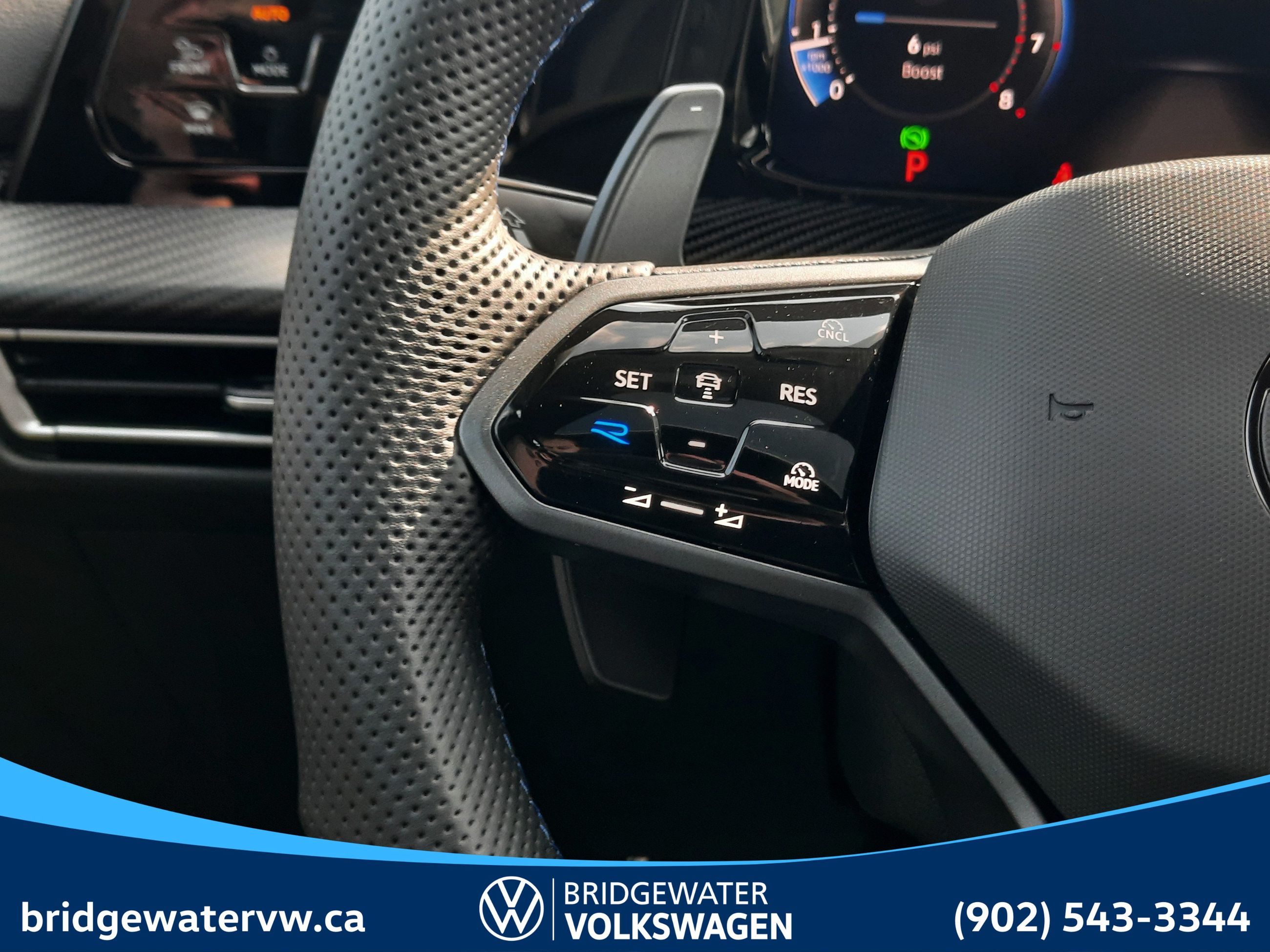 2025 Volkswagen GOLF R BLACK EDITION