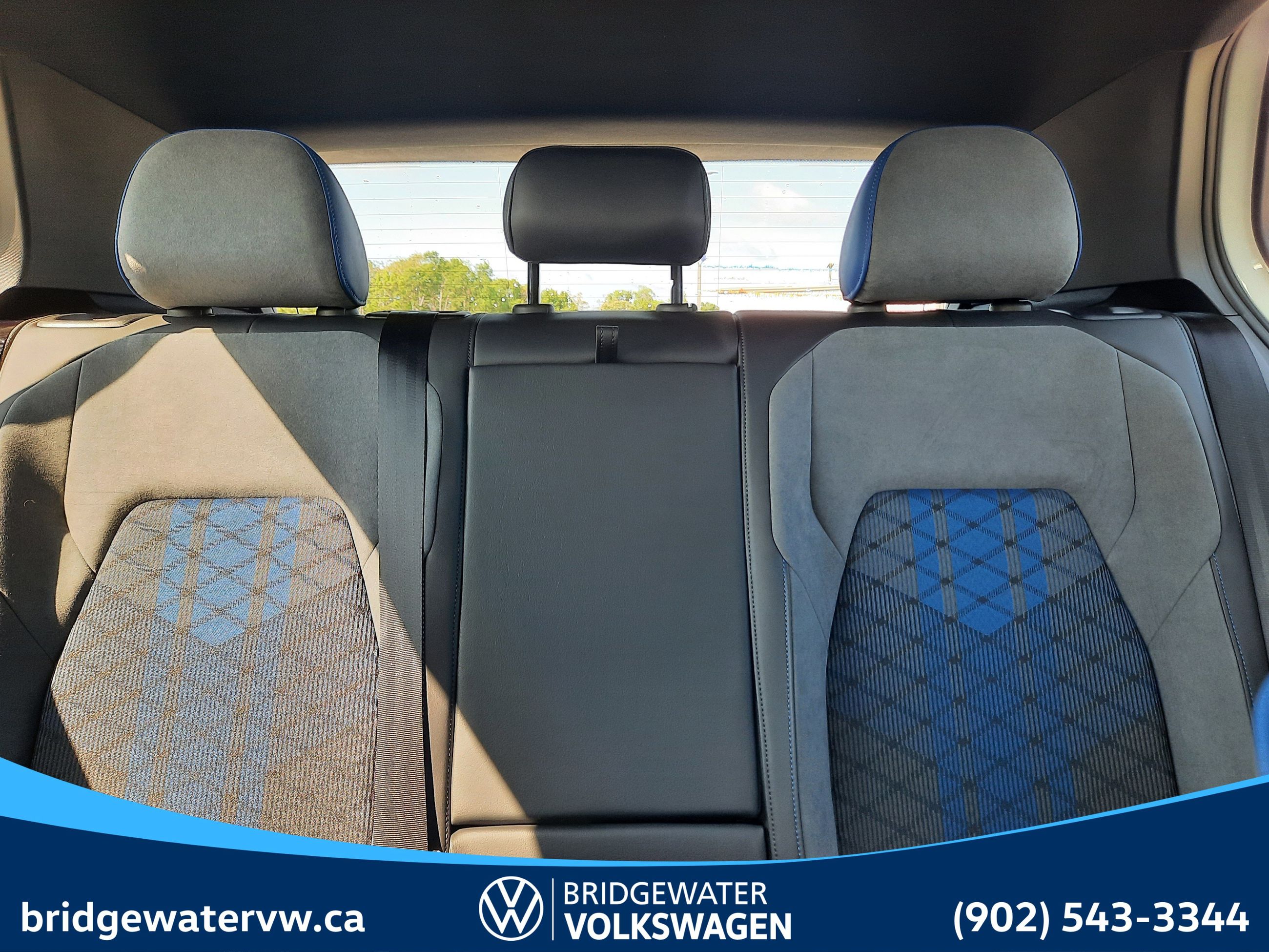 2025 Volkswagen GOLF R BLACK EDITION
