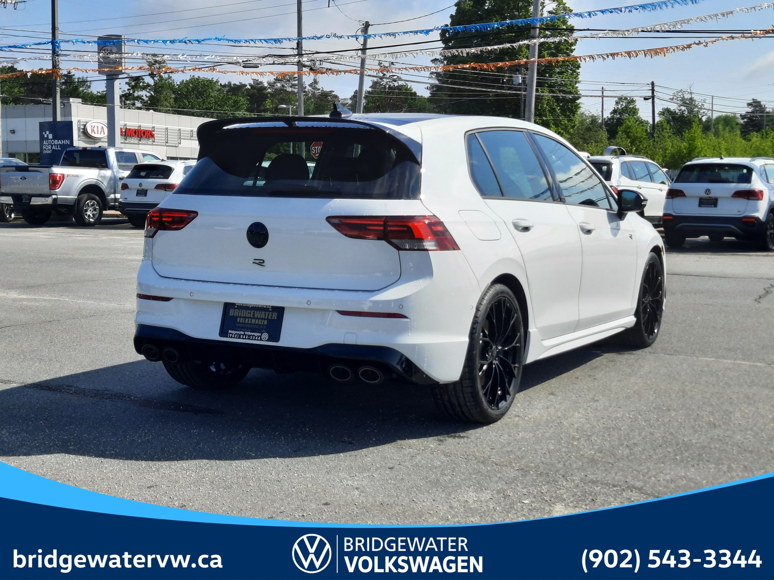 2025 Volkswagen GOLF R BLACK EDITION