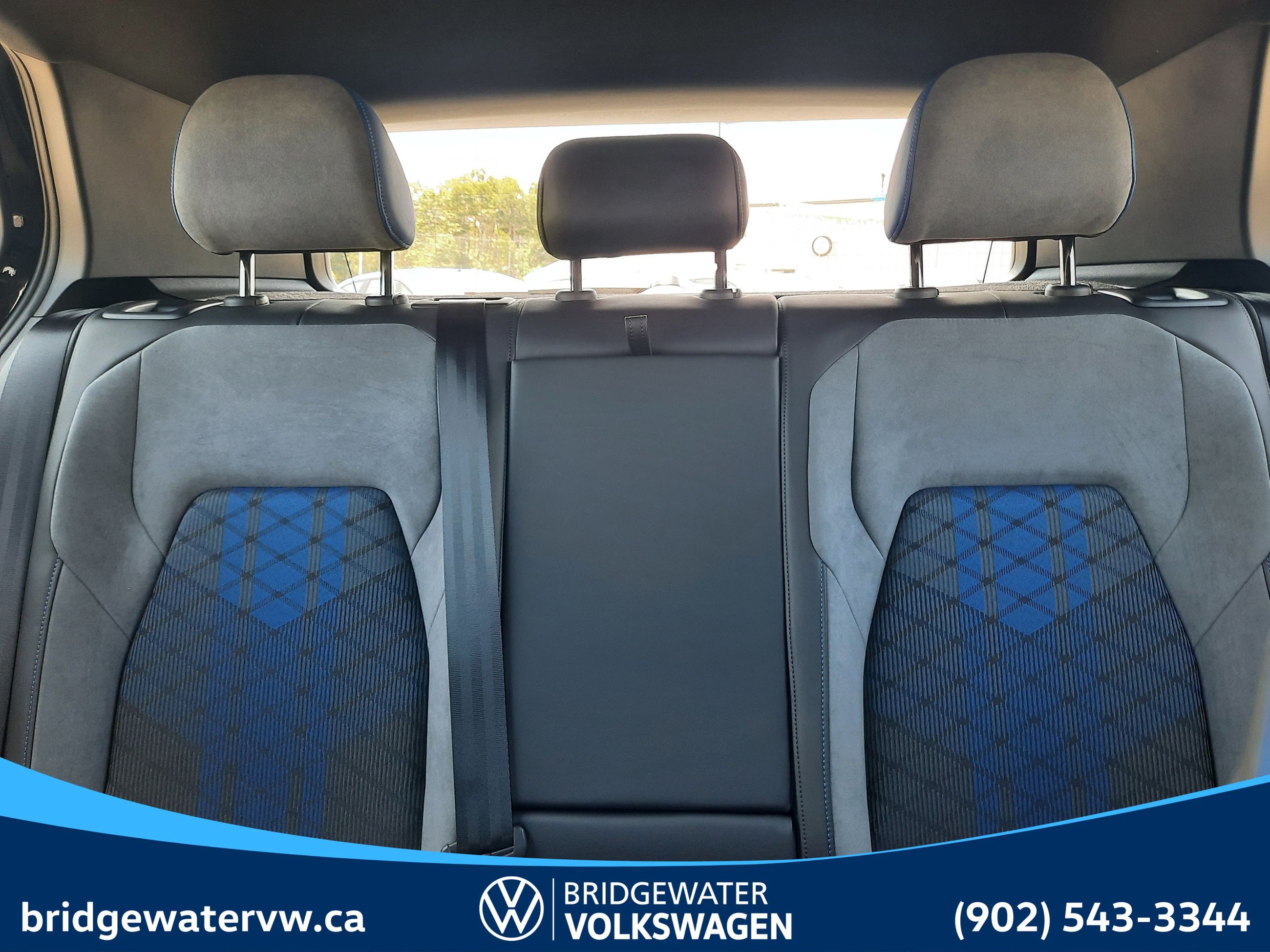 2025 Volkswagen GOLF R BLACK EDITION