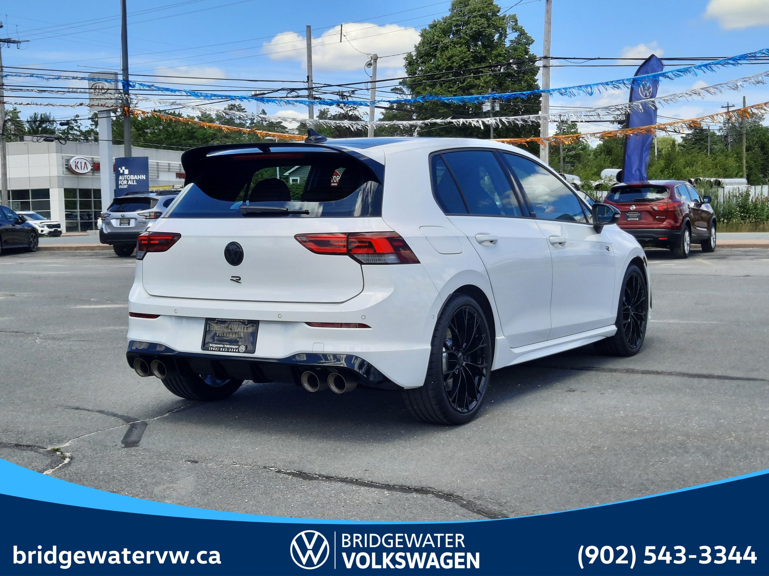 2025 Volkswagen GOLF R BLACK EDITION