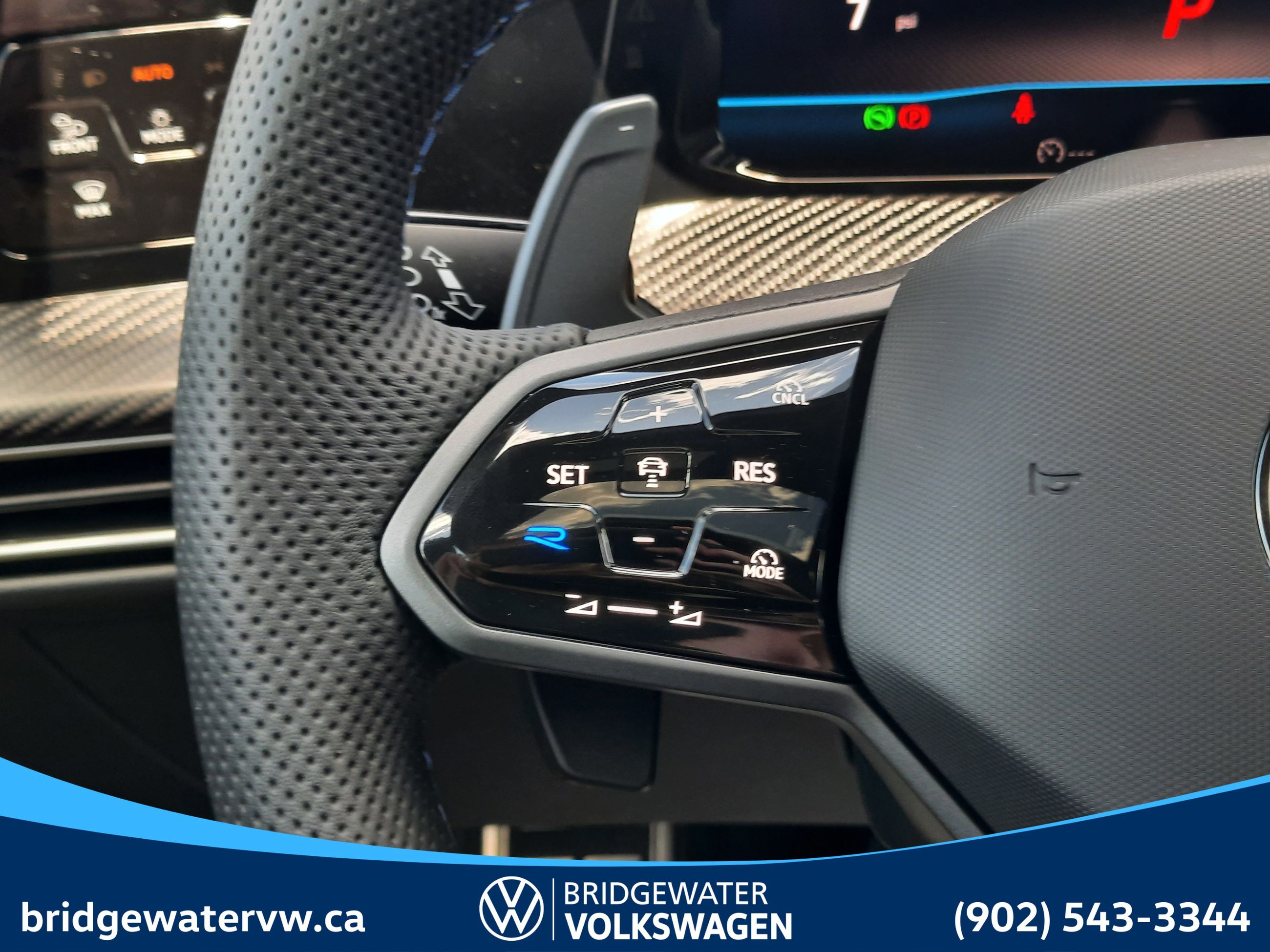 2025 Volkswagen GOLF R BLACK EDITION